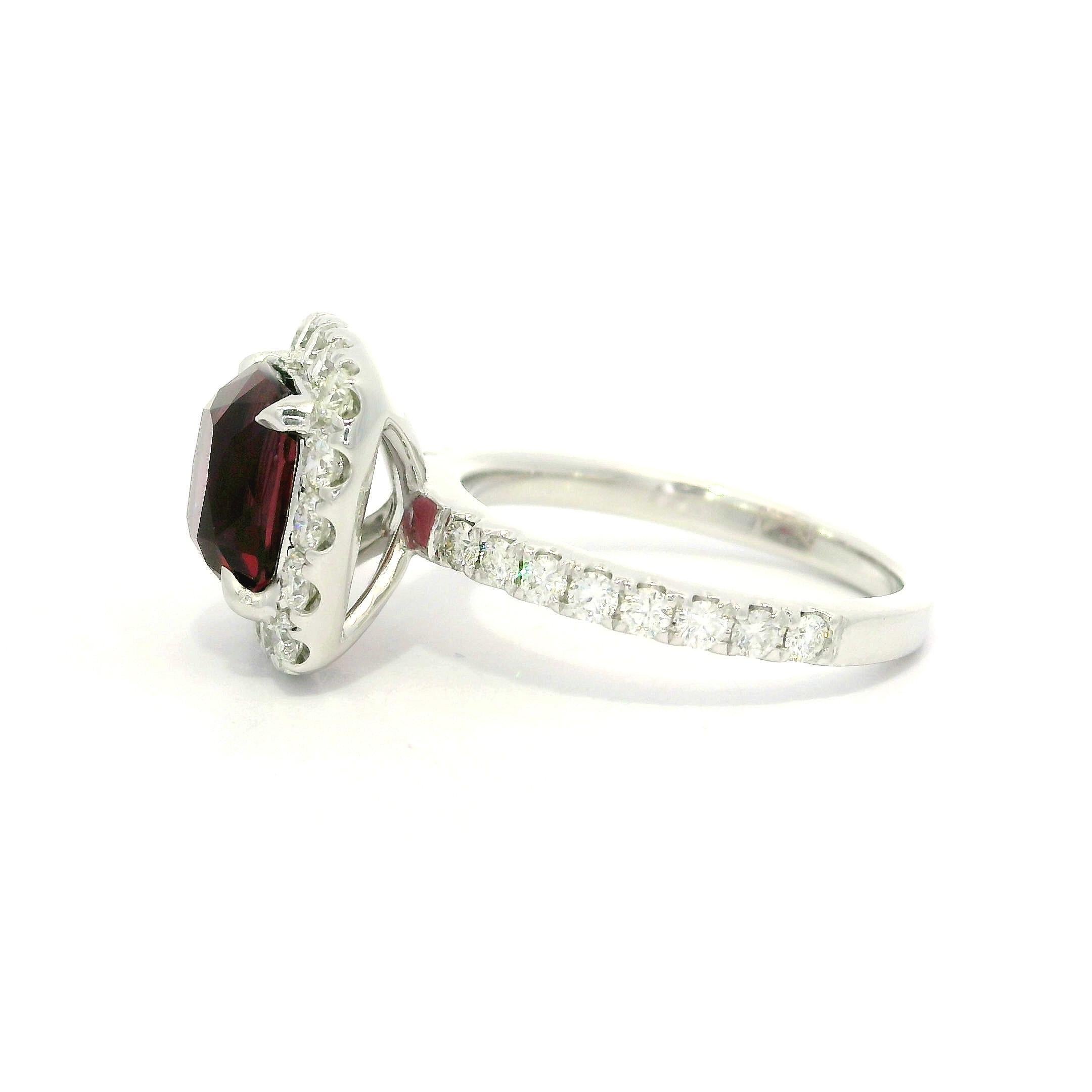 Weißgold GIA 3,24ctw keine Hitze Kissen Rot Spinell w / Diamant Halo Ring im Angebot 5