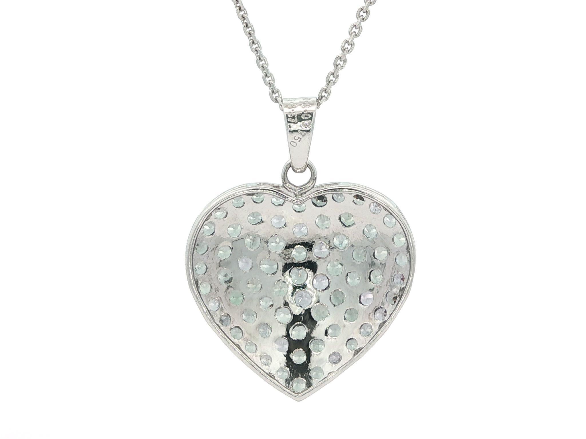 Collier en or blanc GIA 3.6ctw Pave Color Change Garnet Large Heart Pendant Necklace en vente 11