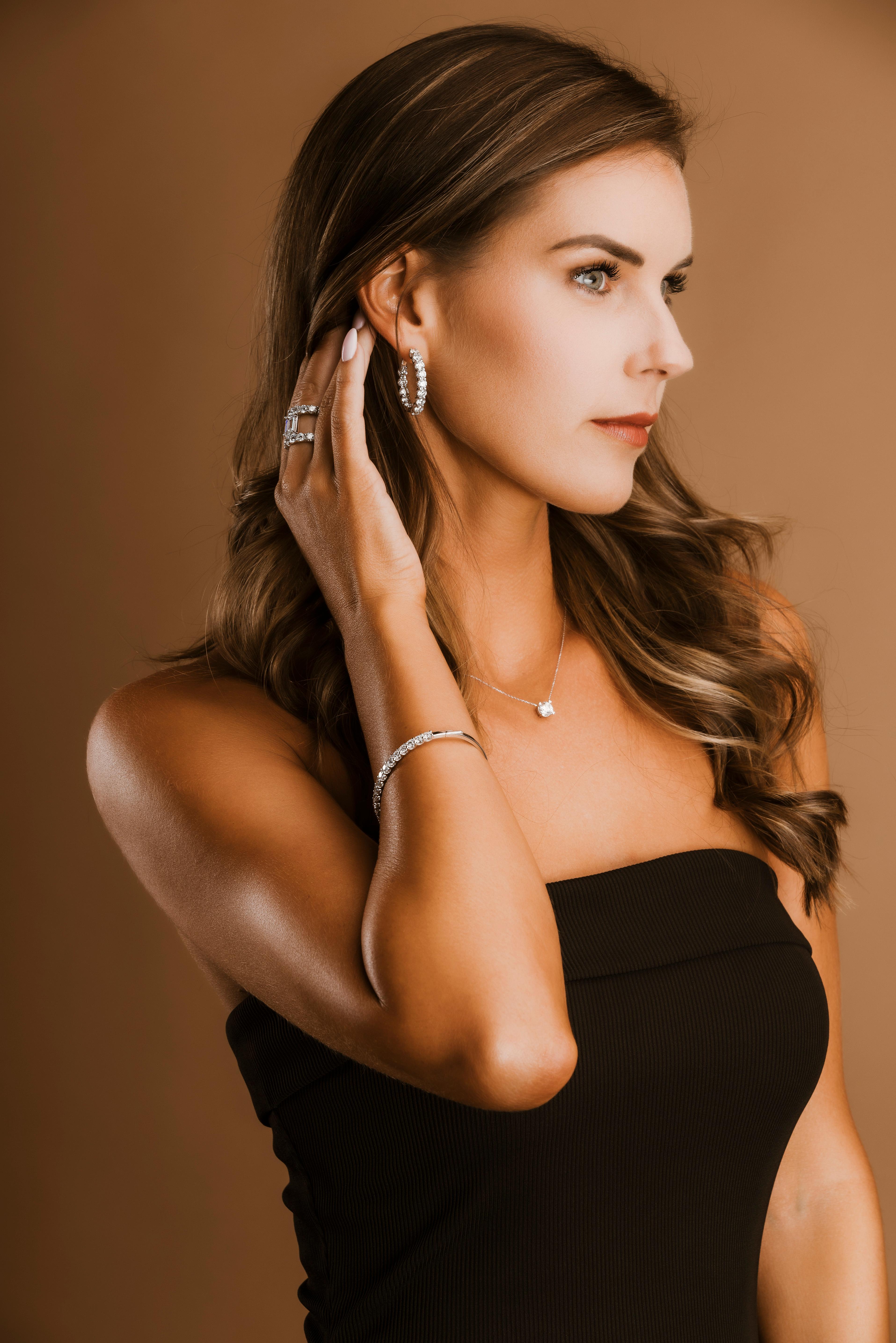 White Gold GIA Certified Natural Internally Flawless Inside Out Hoop Earrings In New Condition In Boca Raton, FL