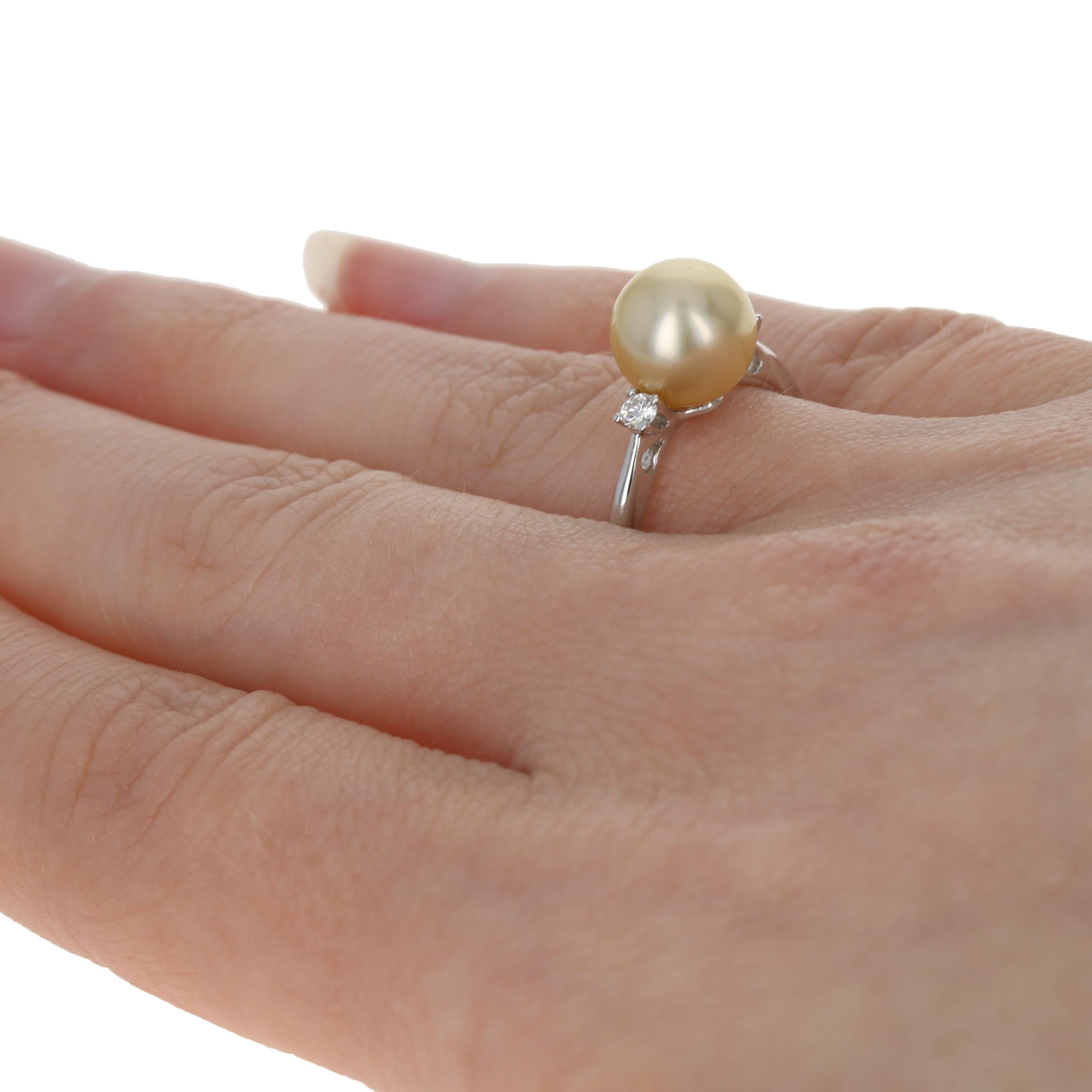 White Gold Golden South Seas Pearl and Diamond Ring, 18k Solitaire with Accents In New Condition For Sale In Greensboro, NC