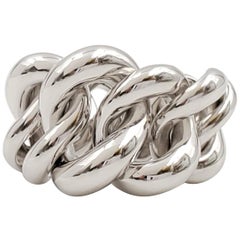 White Gold Graduated Curb-Link Ring