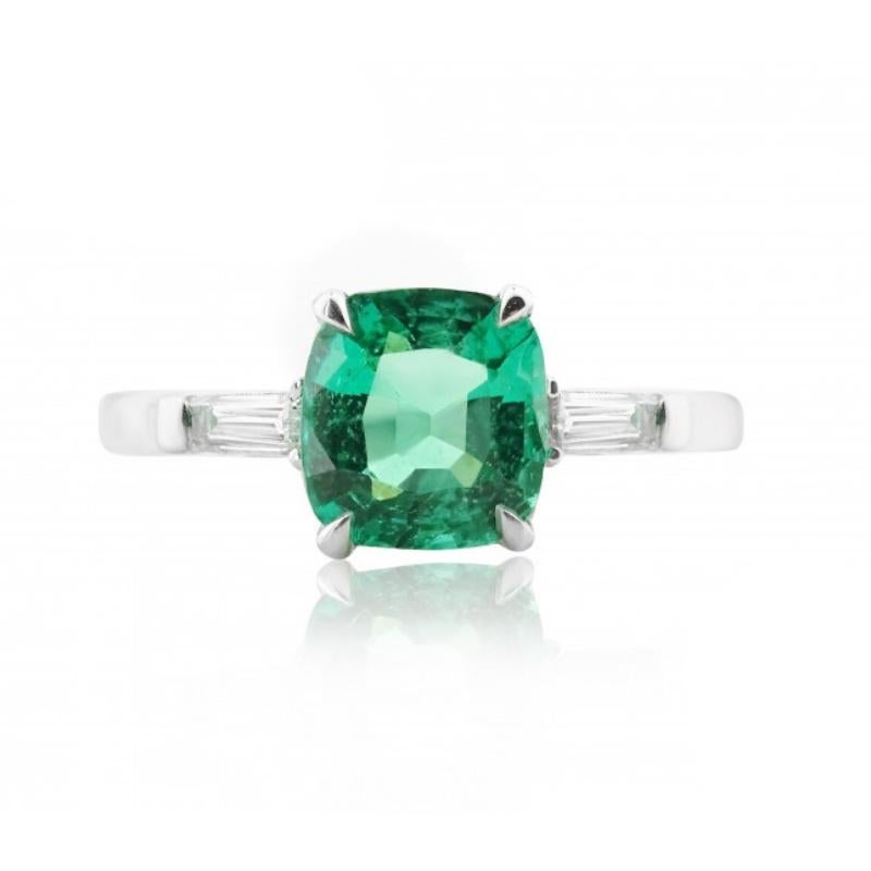 WHITE GOLD GREEN ZAMBIAN EMERALD RING WITH DIAMONDS - 1.35 CT

Set in 18K White gold

Total emerald weight: 1.35 ct
[ 1 stone ]
Color: Green
Origin: Zambia

Total ring weight: 3.51 grams