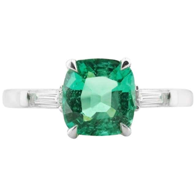 White Gold Green Zambian Emerald Ring with Diamonds, 1.35 Carat For ...