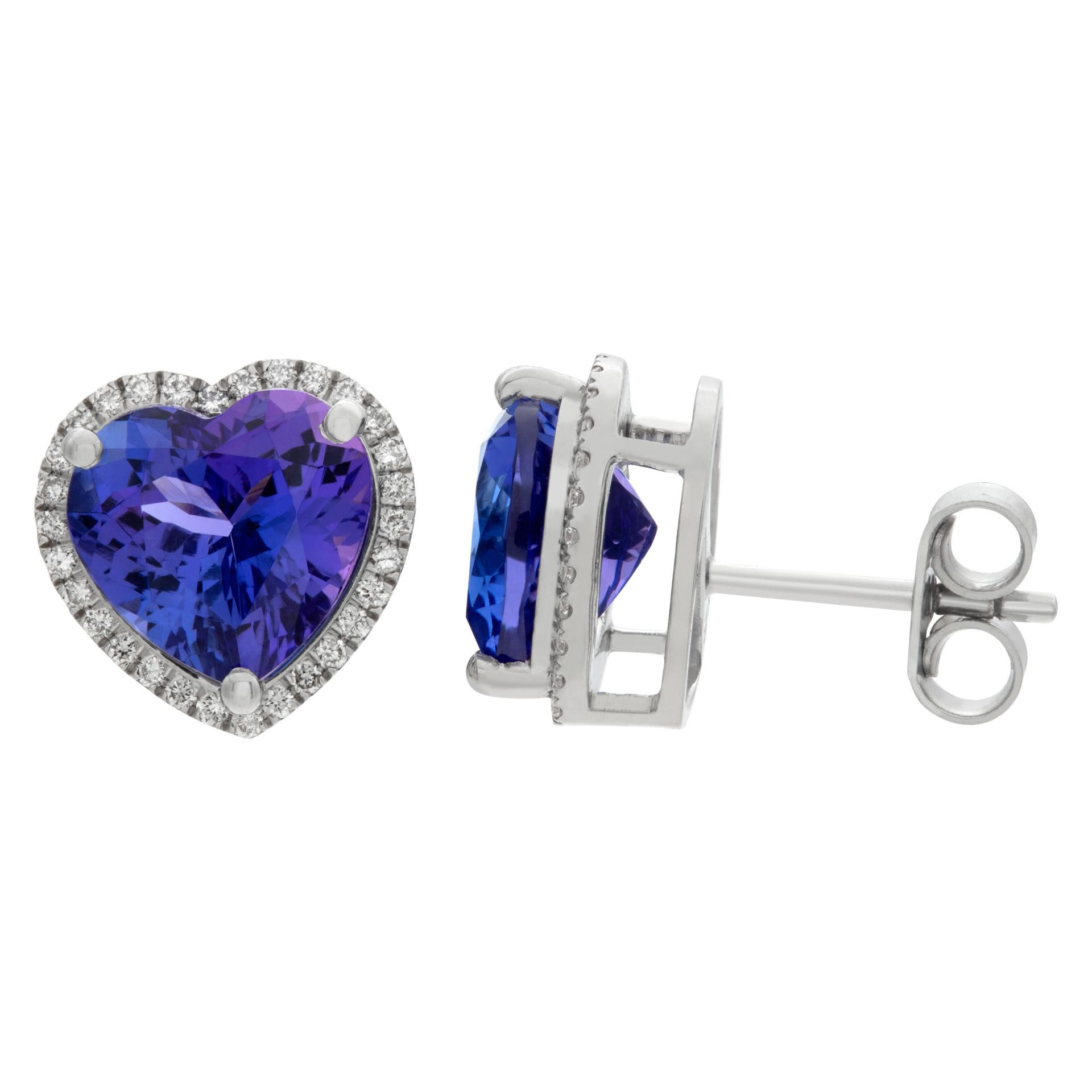 White gold heart tanzanite and diamond stud earrings In Excellent Condition In Surfside, FL