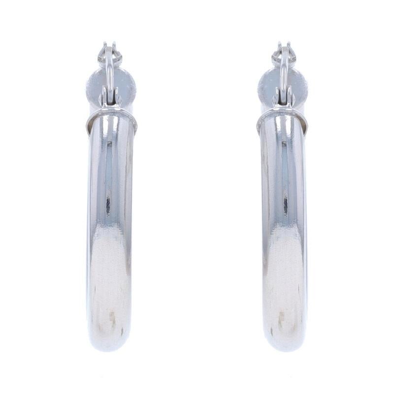 Orecchini a cerchio in oro bianco - 14k - forati In condizioni ottime in vendita a Greensboro, NC
