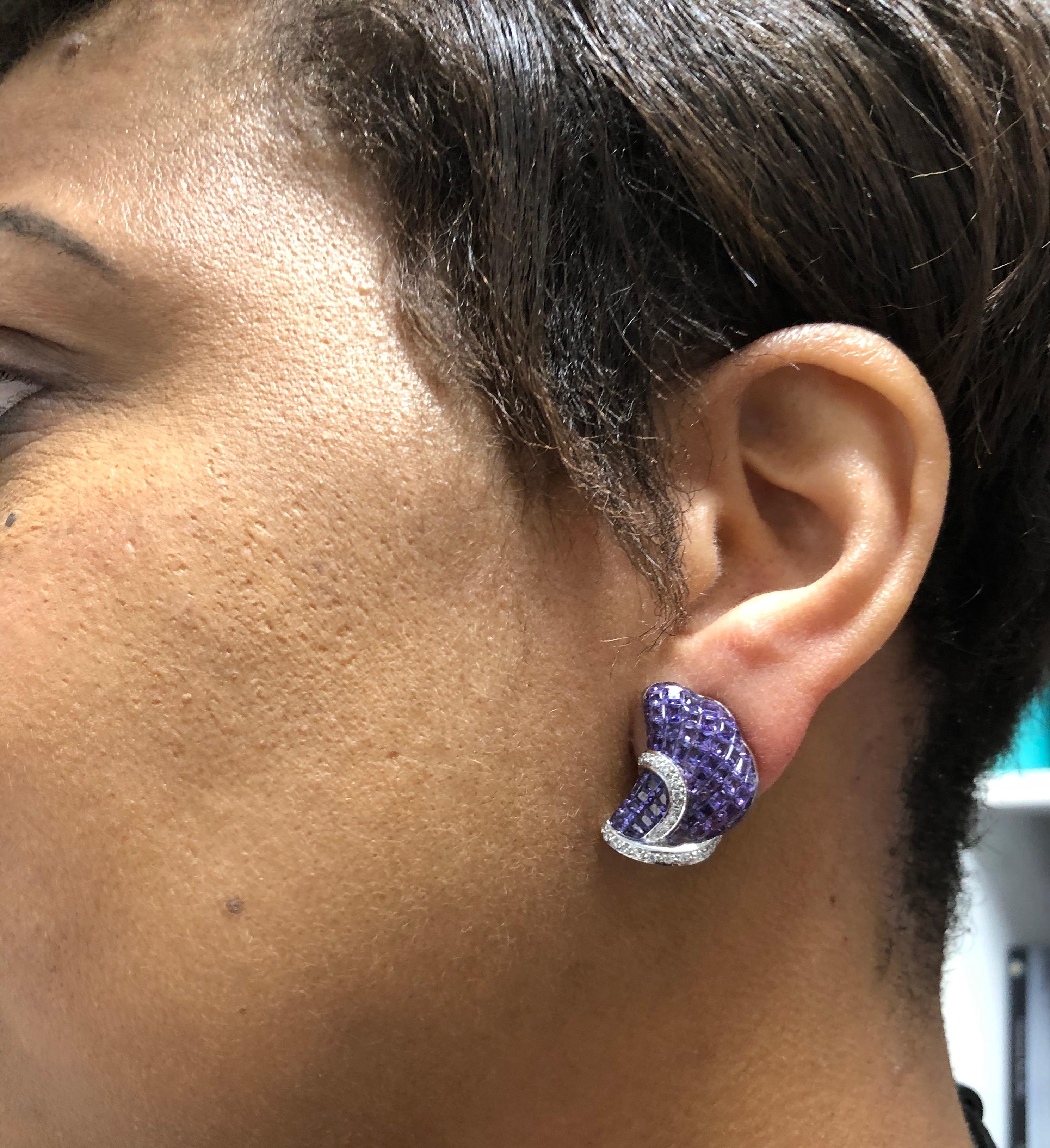 Nini Invisible-Set Purple Sapphire and Diamond Earrings in 18K White Gold In Good Condition For Sale In Houston, TX