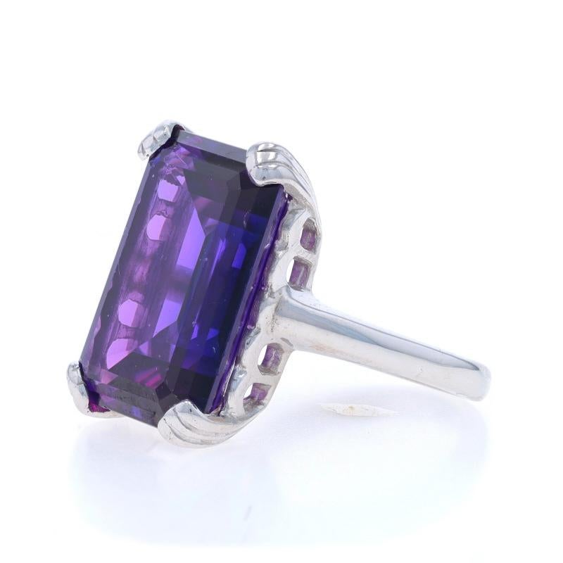 White Gold Lab Created Sapphire Vintage Solitaire Ring - 10k Emerald 16.40ct In Excellent Condition For Sale In Greensboro, NC