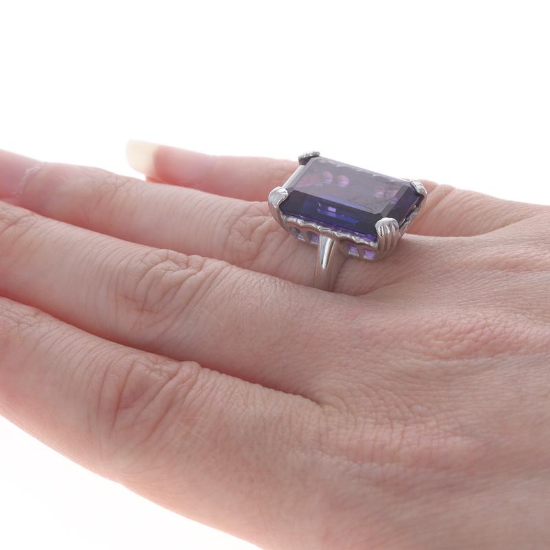 Women's White Gold Lab Created Sapphire Vintage Solitaire Ring - 10k Emerald 16.40ct For Sale