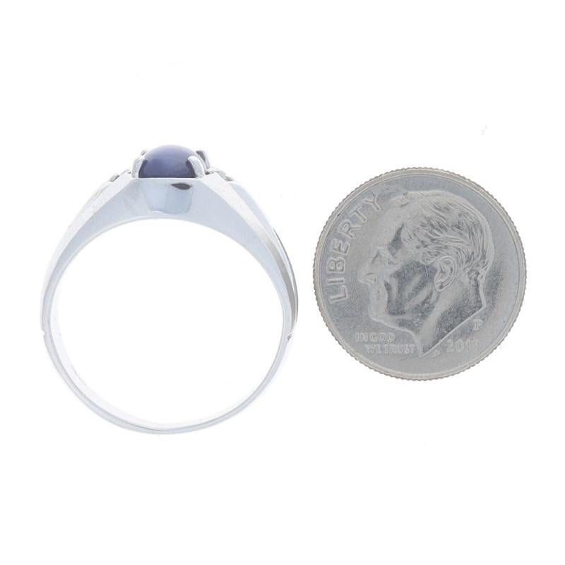 White Gold Lab-Created Star Sapphire & Diamond Men's Ring - 10k Oval Cab 1.63ctw In Excellent Condition In Greensboro, NC