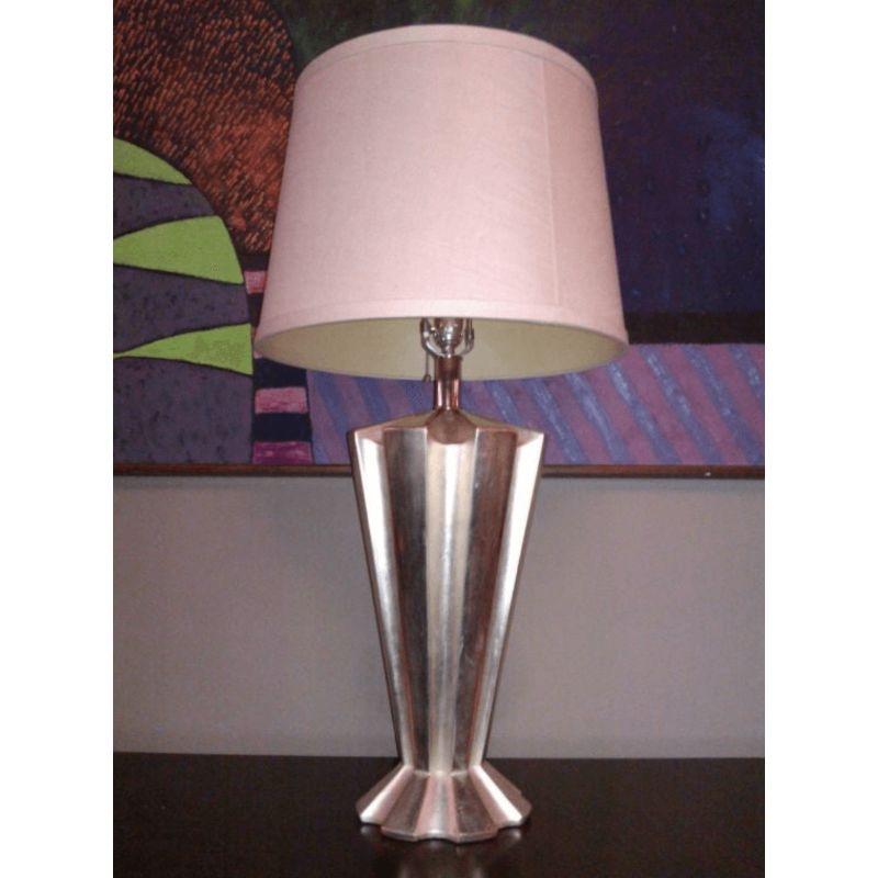 White Gold Leaf Rio Table Lamp by Bryan COX In Good Condition For Sale In Los Angeles, CA