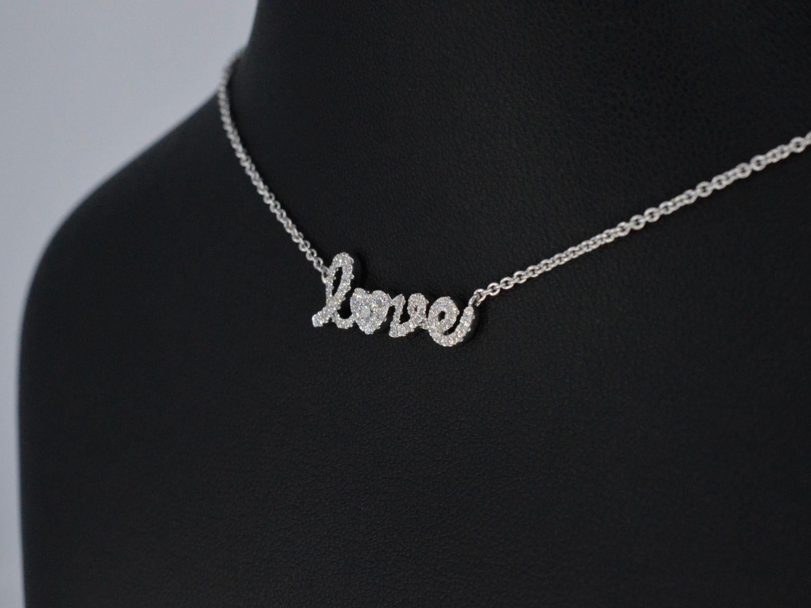 White Gold 'Love' Necklace with Diamonds In New Condition In AMSTELVEEN, NH