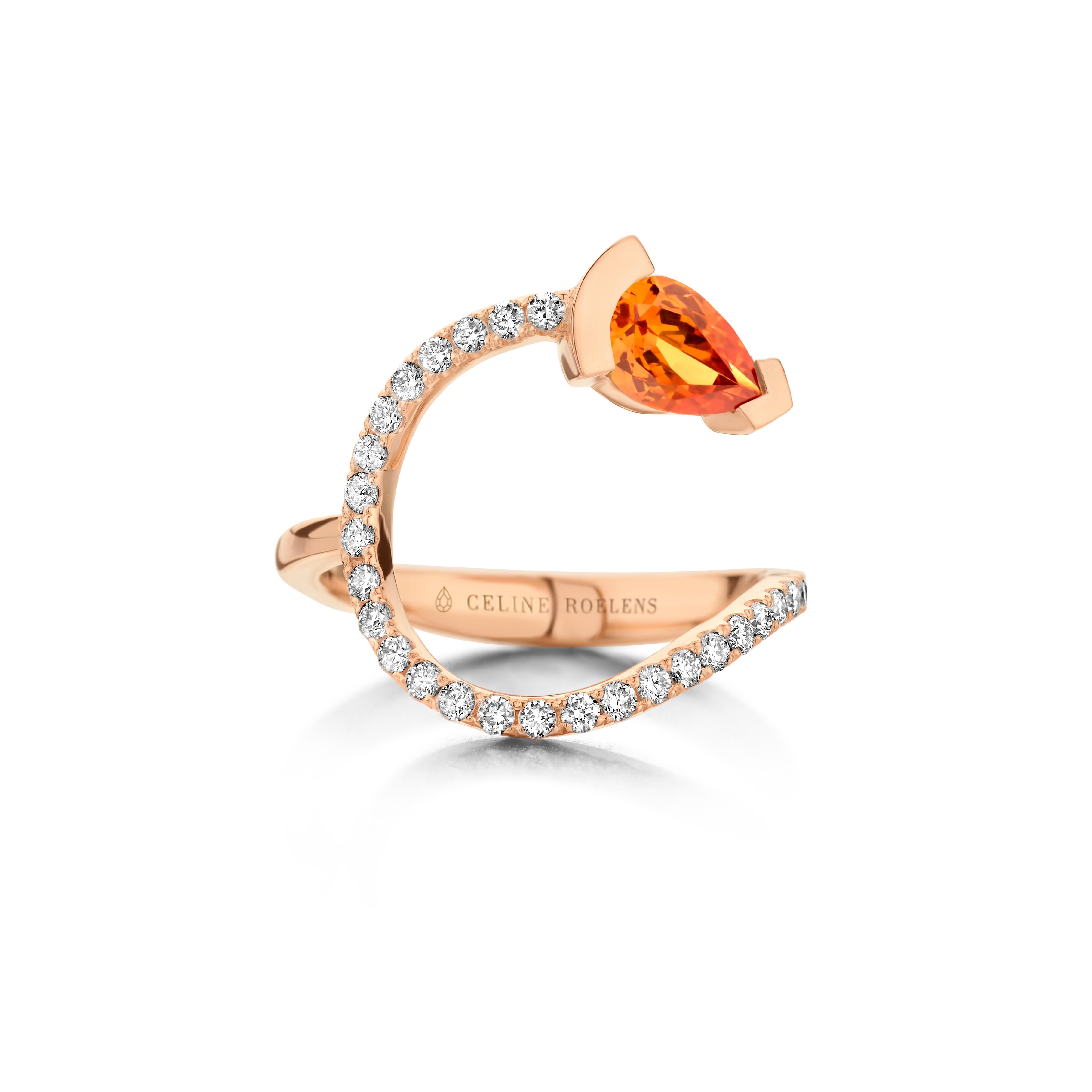 ADELINE curved ring in 18Kt white gold set with a pear shaped Mandarin garnet and 0,33 Ct of white brilliant cut diamonds - VS F quality.
