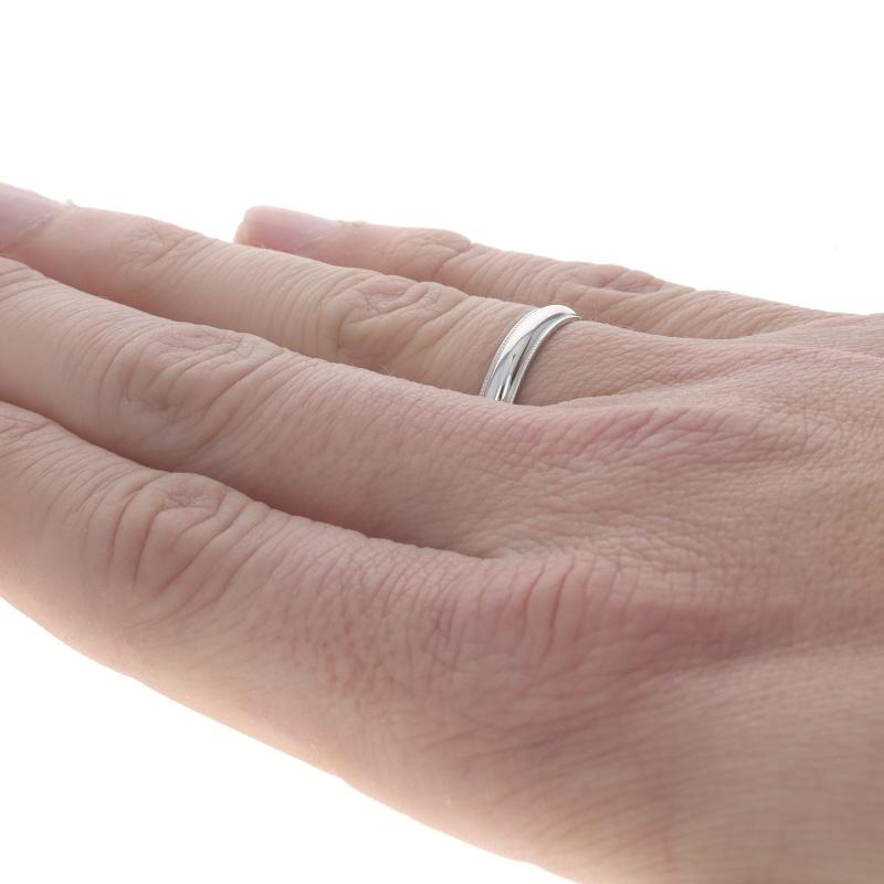 Weißgold Herren-Hochzeitsring - 10k Milgrain-Ring Größe 10 im Angebot 2