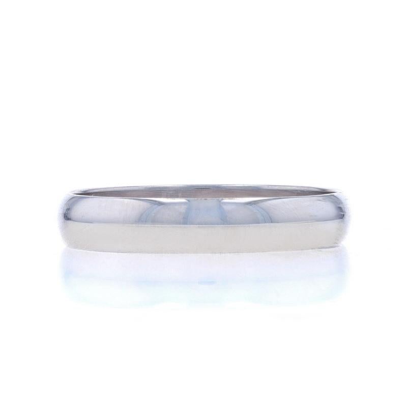 Size: 10
Sizing Fee: Up 3 sizes for $50 or Down 3 sizes for $40

Metal Content: 10k White Gold

Style: Wedding Band without Stones

Measurements

Face Height (north to south): 5/32