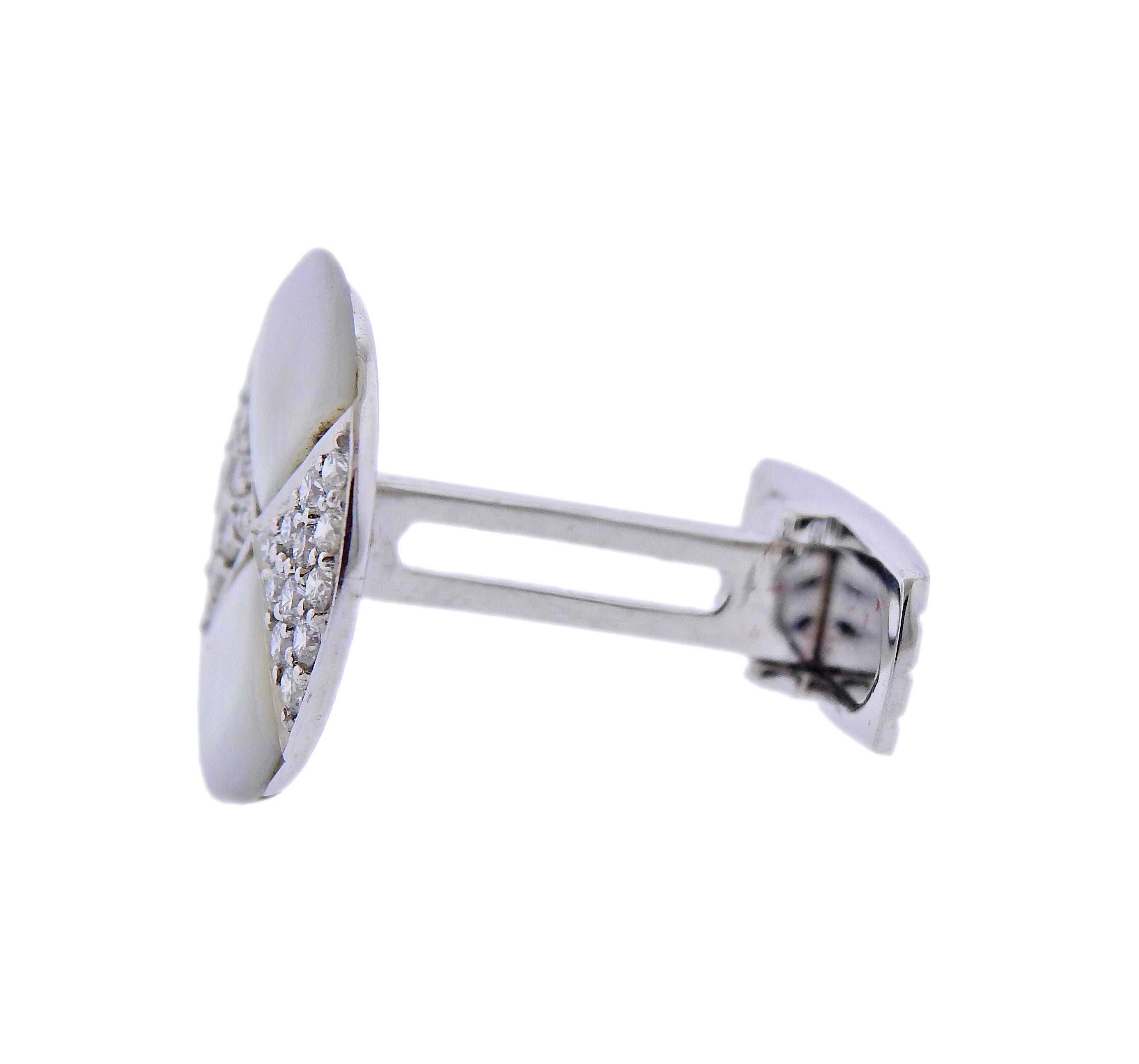 Round Cut White Gold Mother of Pearl Diamond Cufflinks For Sale
