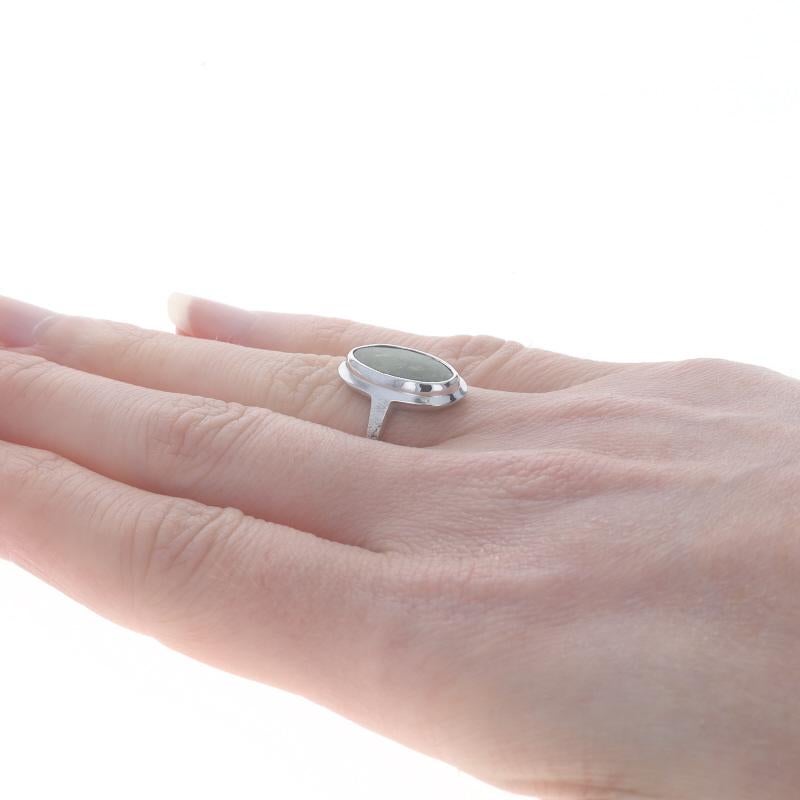 Women's White Gold Moss Agate Cocktail Solitaire Ring - 10k Crosshatch Milgrain For Sale