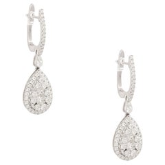 Boucles d'oreilles en or blanc 18 carats avec mosaïque de diamants naturels En stock