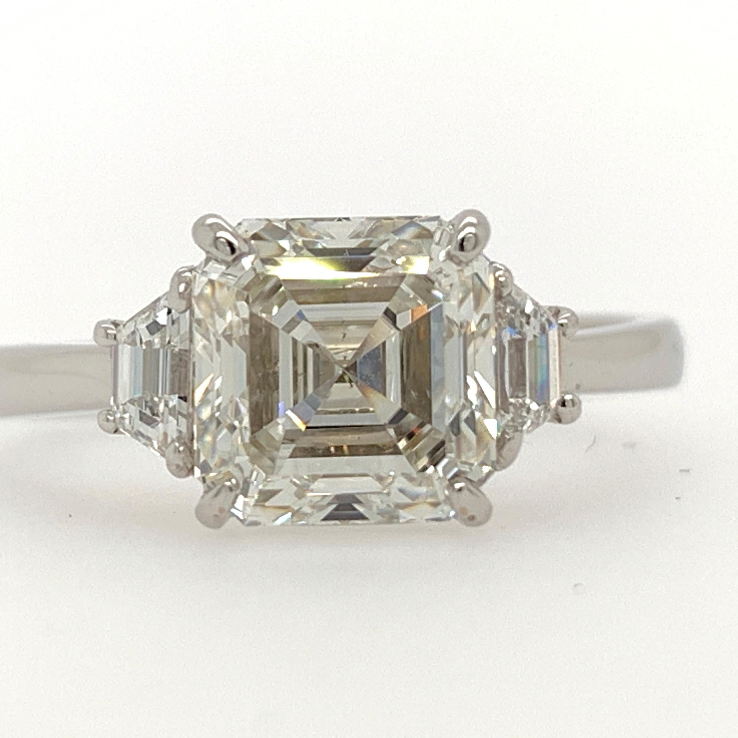  Square Emerald Cut Diamond Ring GIA 2.11 Carat I VS2  2