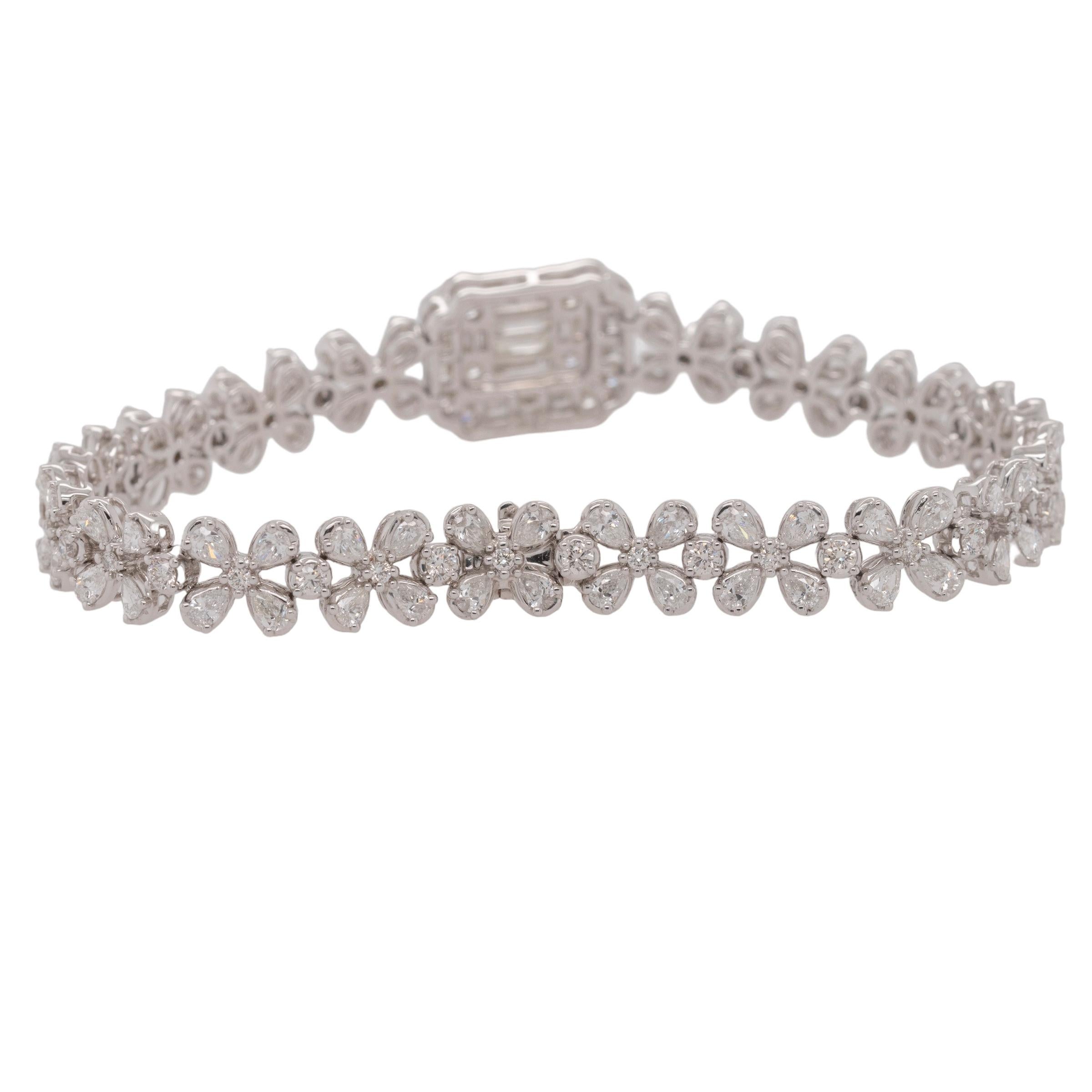 Women's or Men's White Gold Natural Mixed Cut Diamond Bracelet For Sale