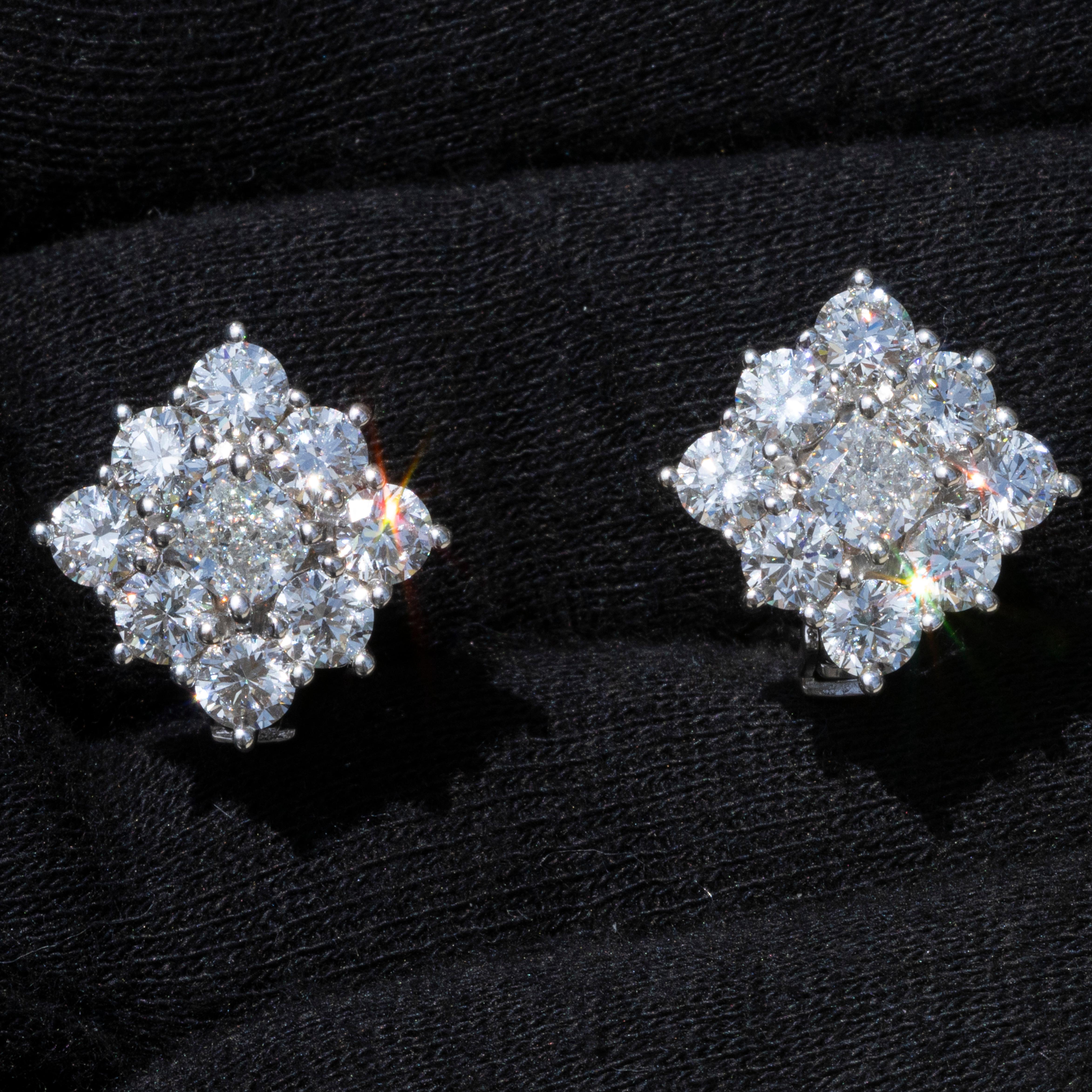 White Gold Natural Round Internally Flawless Brilliant Diamond Halo Earrings In New Condition In Boca Raton, FL