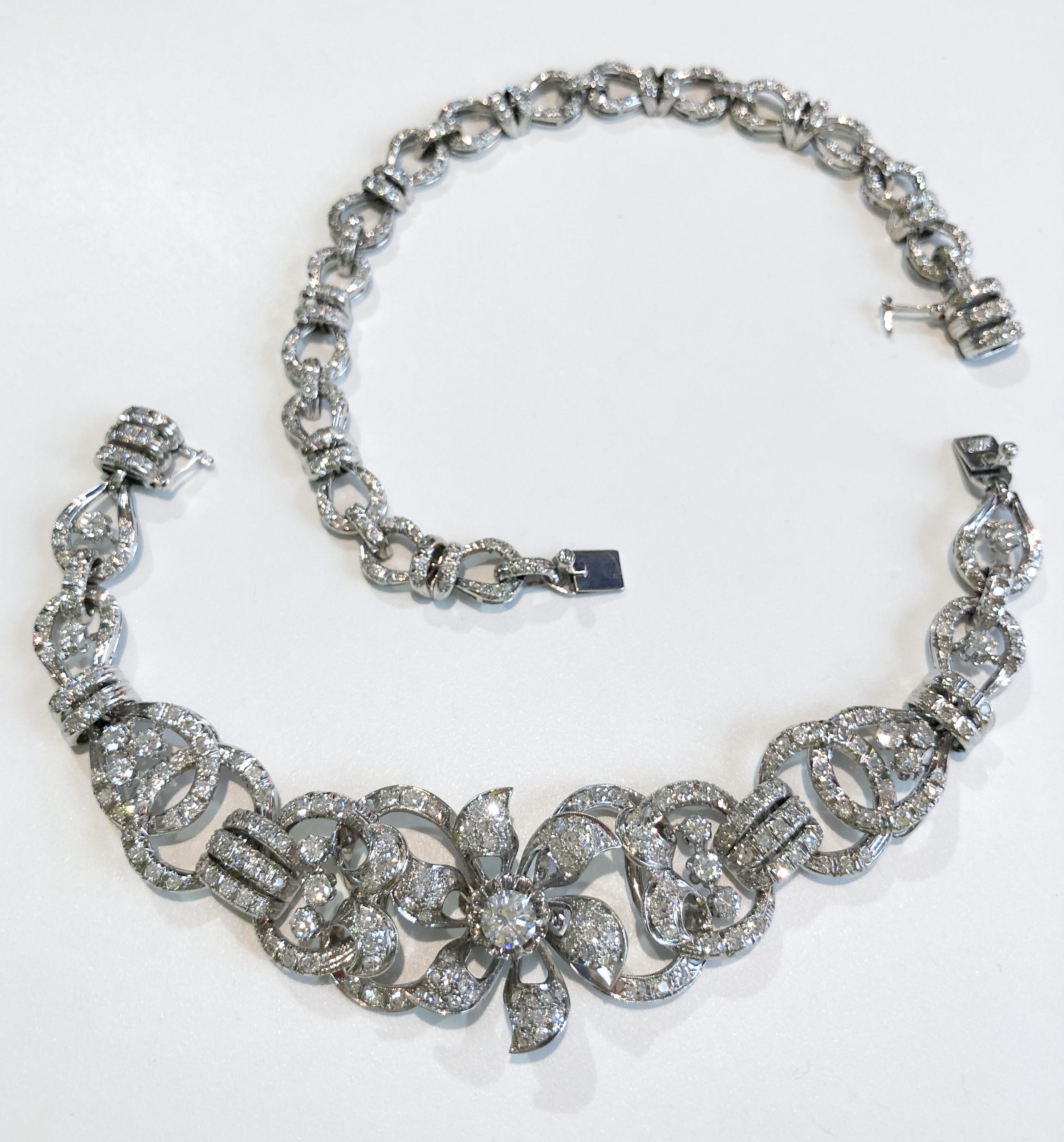 White Gold Necklace or Bracelets In Good Condition In Palm Springs, CA