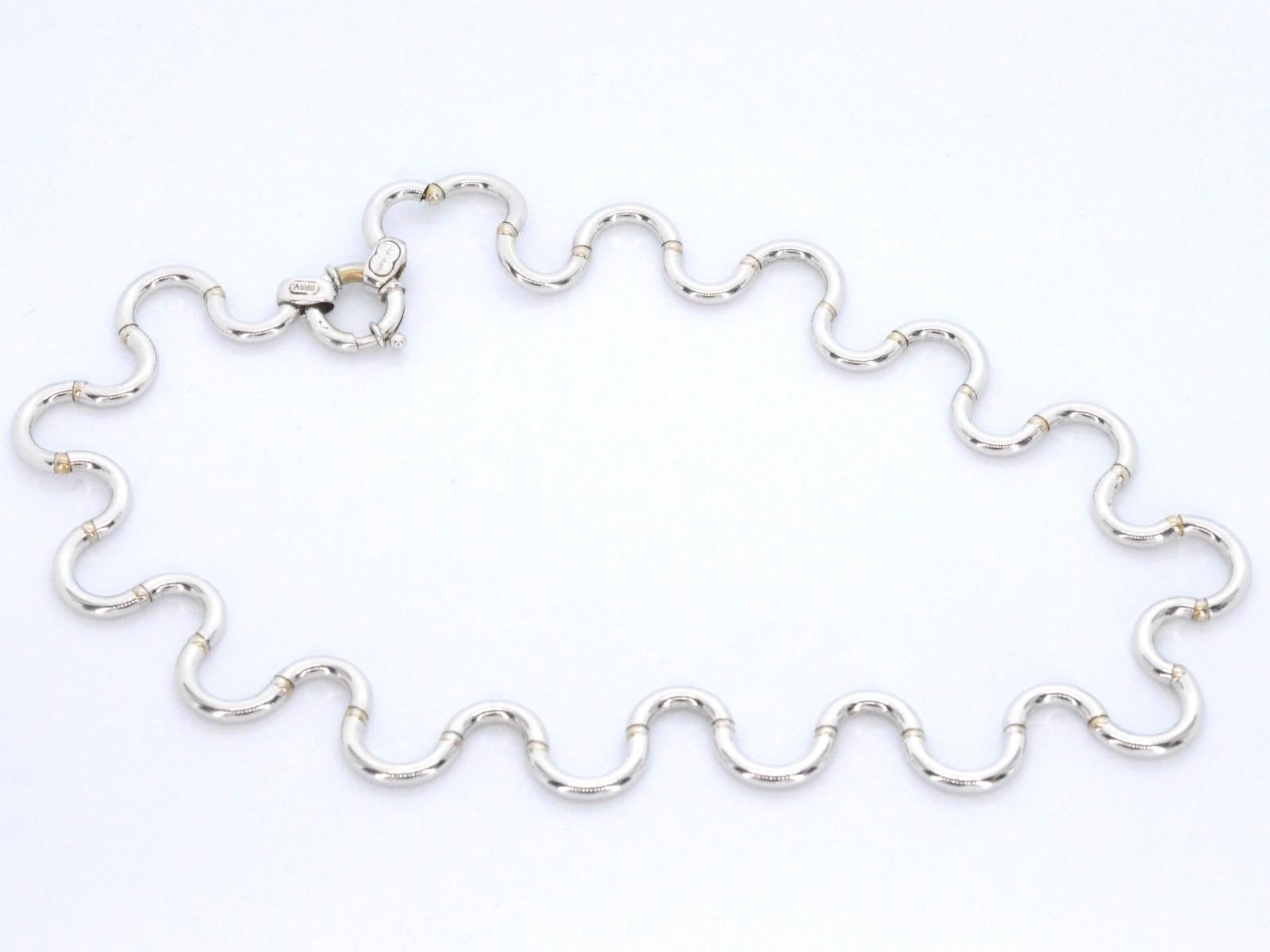 White gold necklace from the Italian brand Unoaerre Italian Brev In Excellent Condition For Sale In AMSTELVEEN, NH