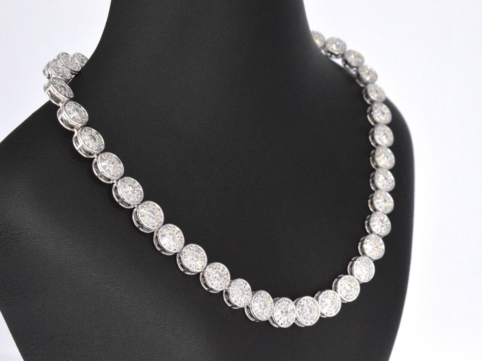 Contemporary White gold necklace with 15.00 carat diamonds