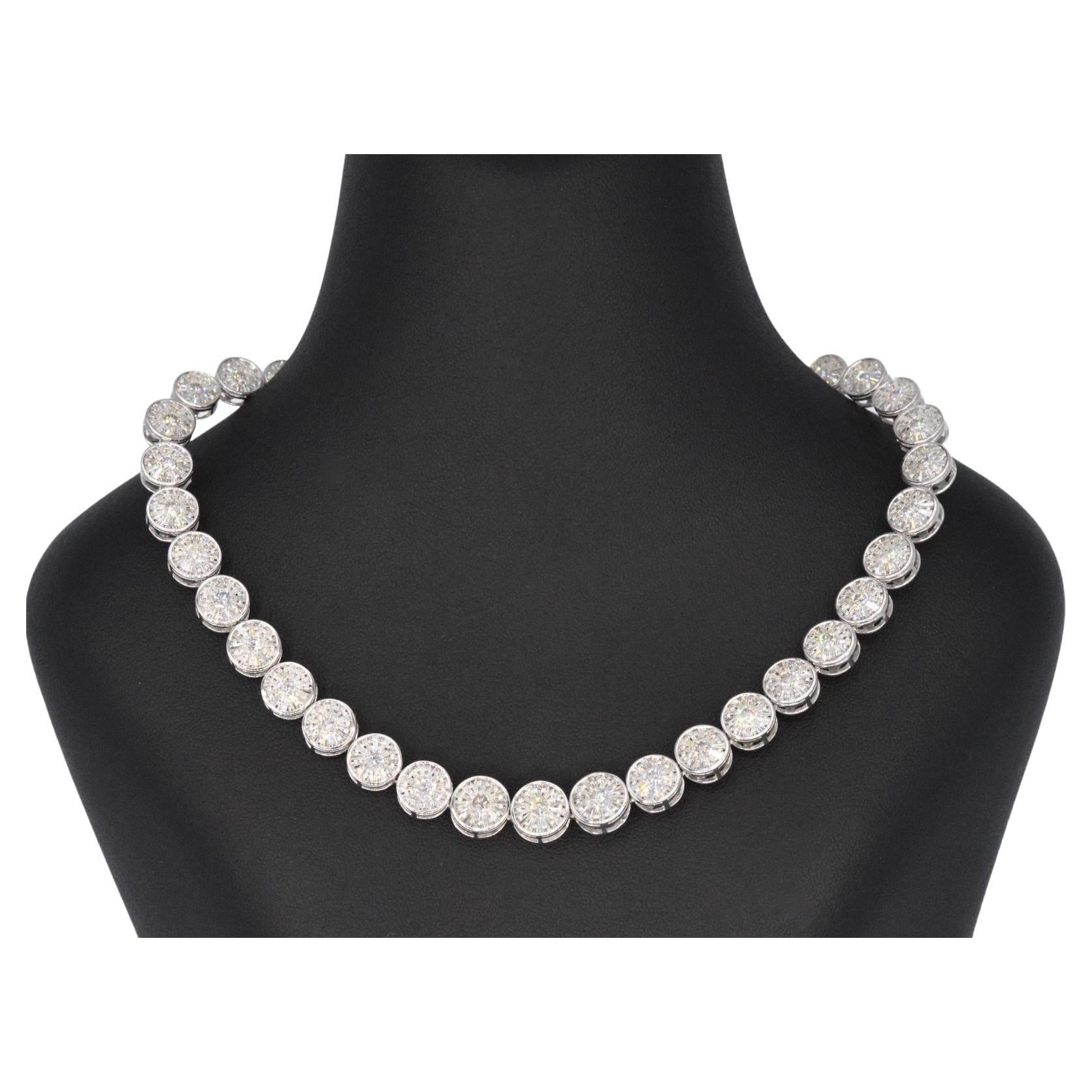 White gold necklace with 15.00 carat diamonds