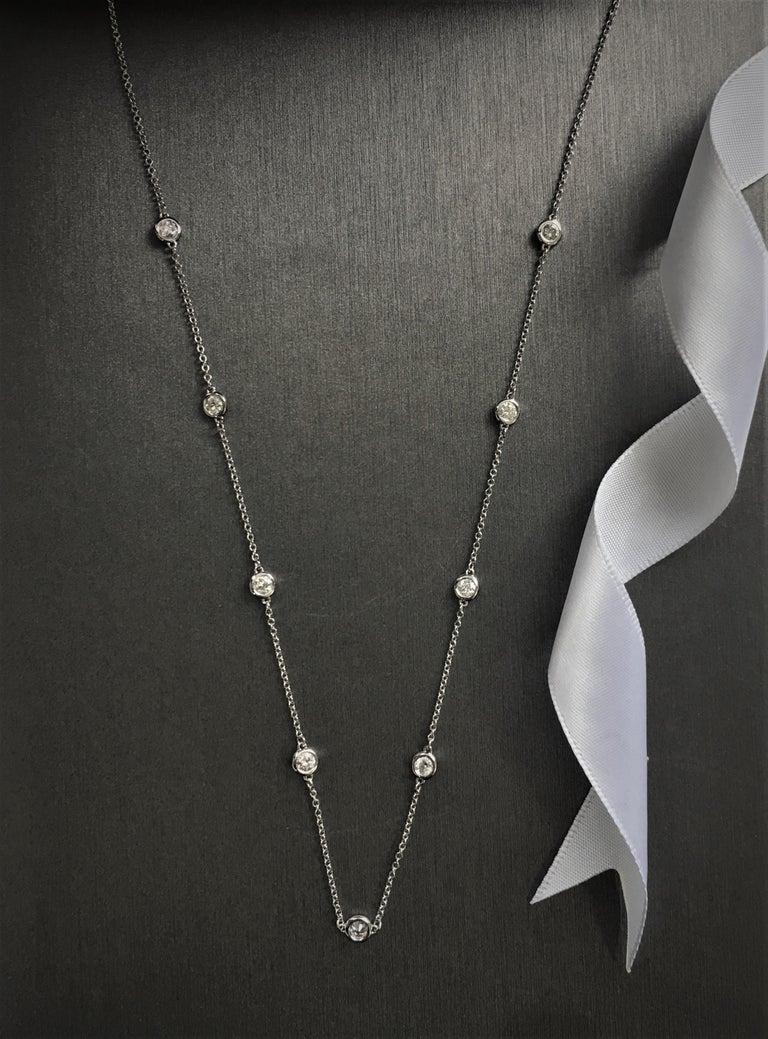 Halskette aus Weißgold mit 9 geschliffenen Diamanten im Schliff für Damen oder Herren im Angebot