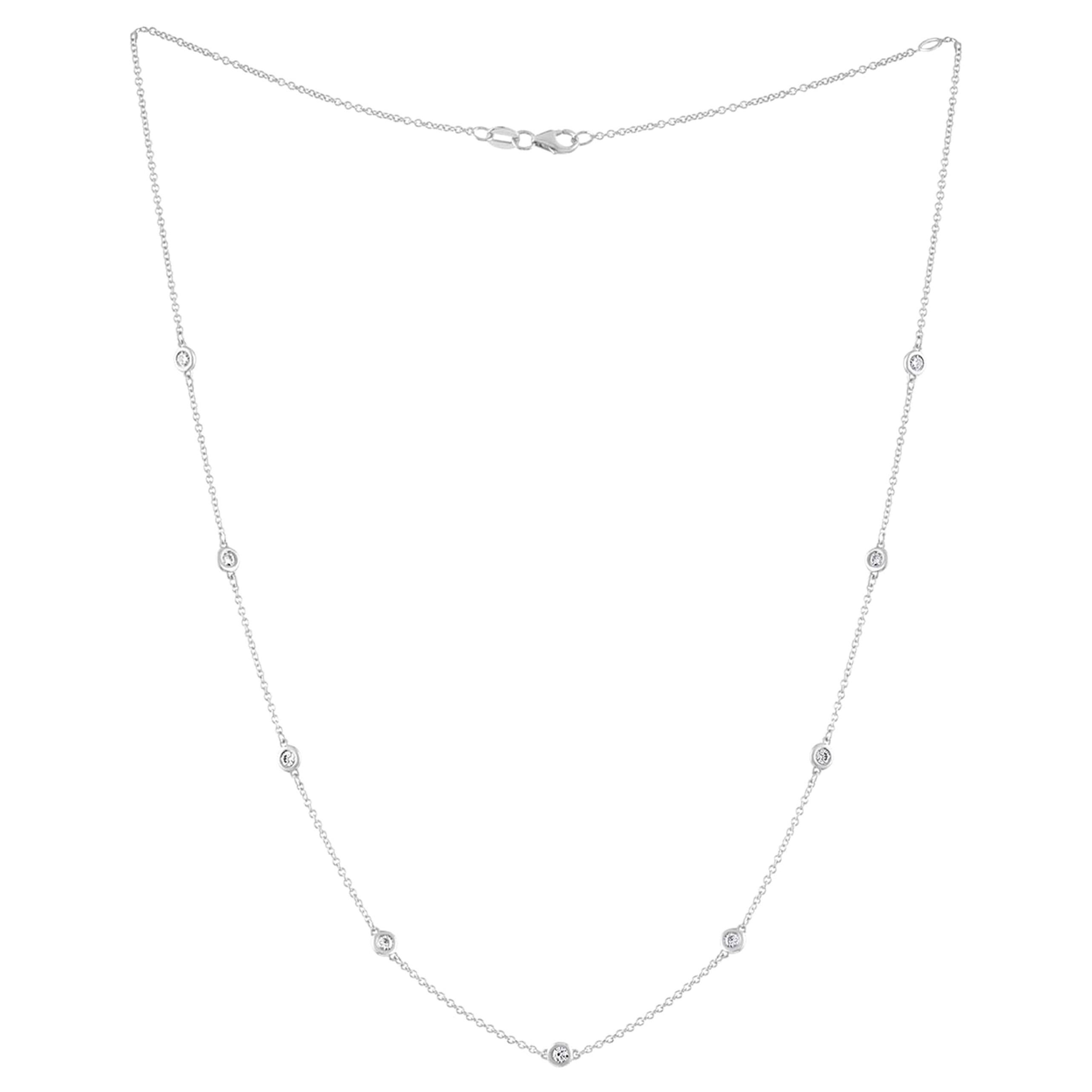 Collier en or blanc avec 9 diamants taille en vente