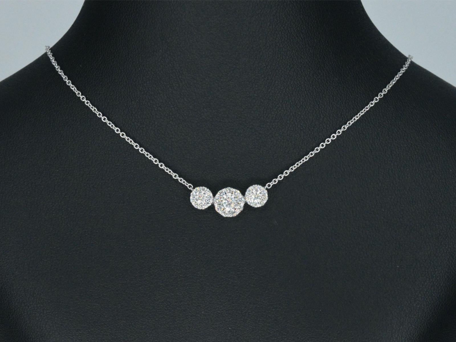 Diamonds: Naturally shiny; Weight: 0.75 carat; Cut: Brilliant; Colour: F-G; Purity: VS; Grinding quality: Very good; Jewel: Necklace; Weight: 5 grams; Hallmark: 18 karat ( 750 ); Length: 44 cm; Condition: New; The quality has been taken from the