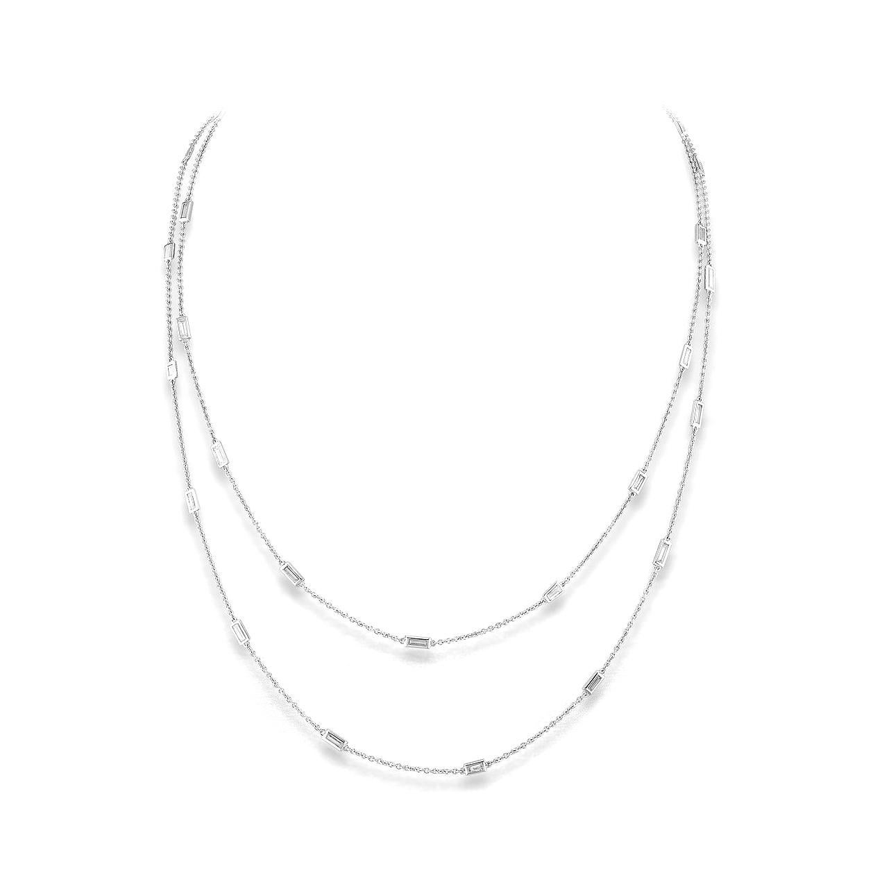 Necklace in 18kt white gold set with 31 baguette cut diamond 5.71 cts (120 cm)