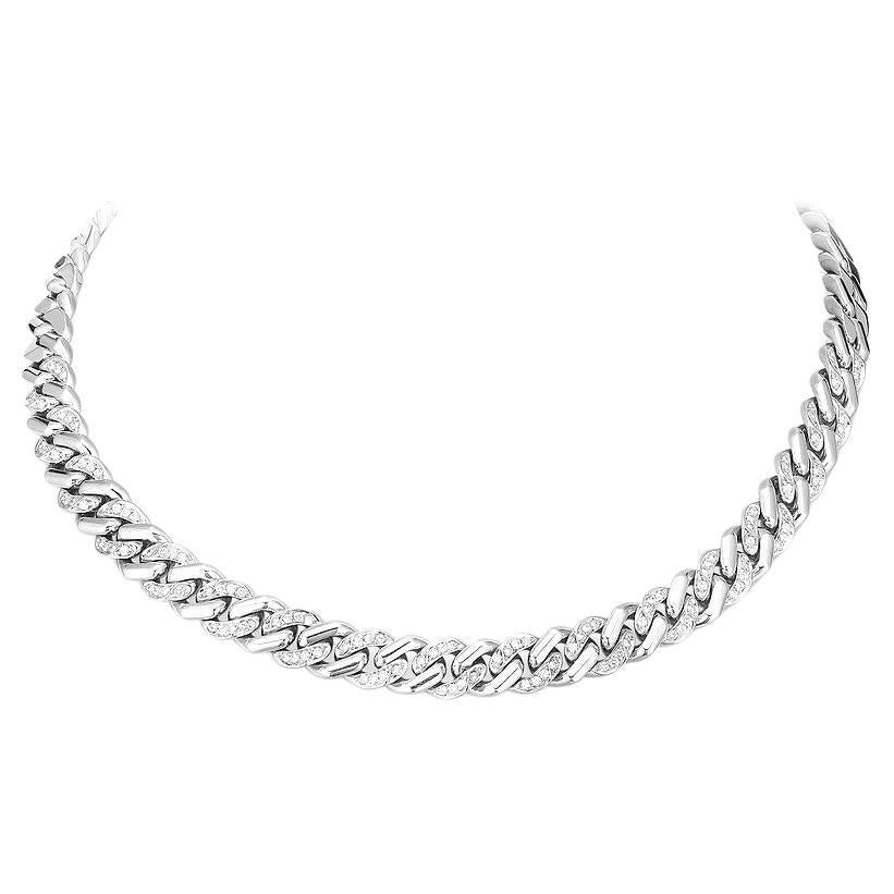 Collier en or blanc avec diamants en vente