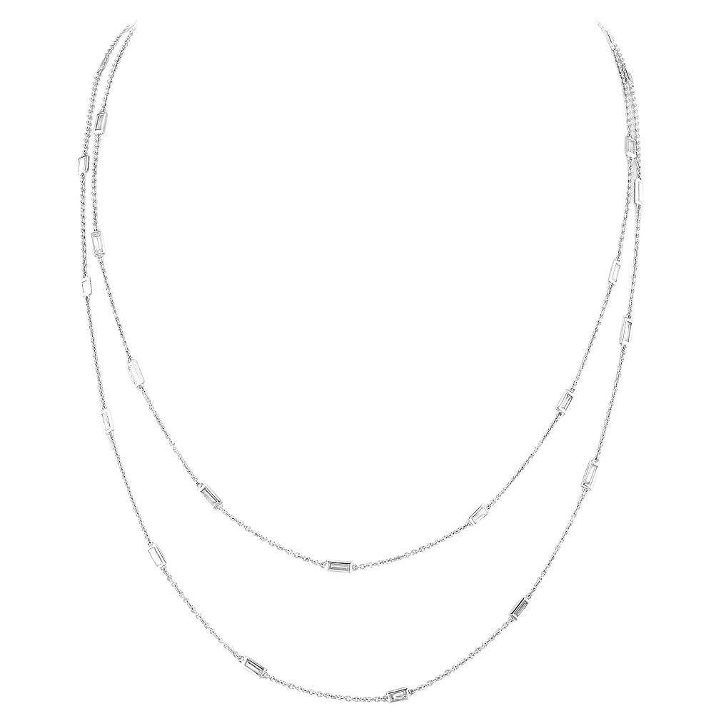 White Gold Necklace with Diamonds For Sale