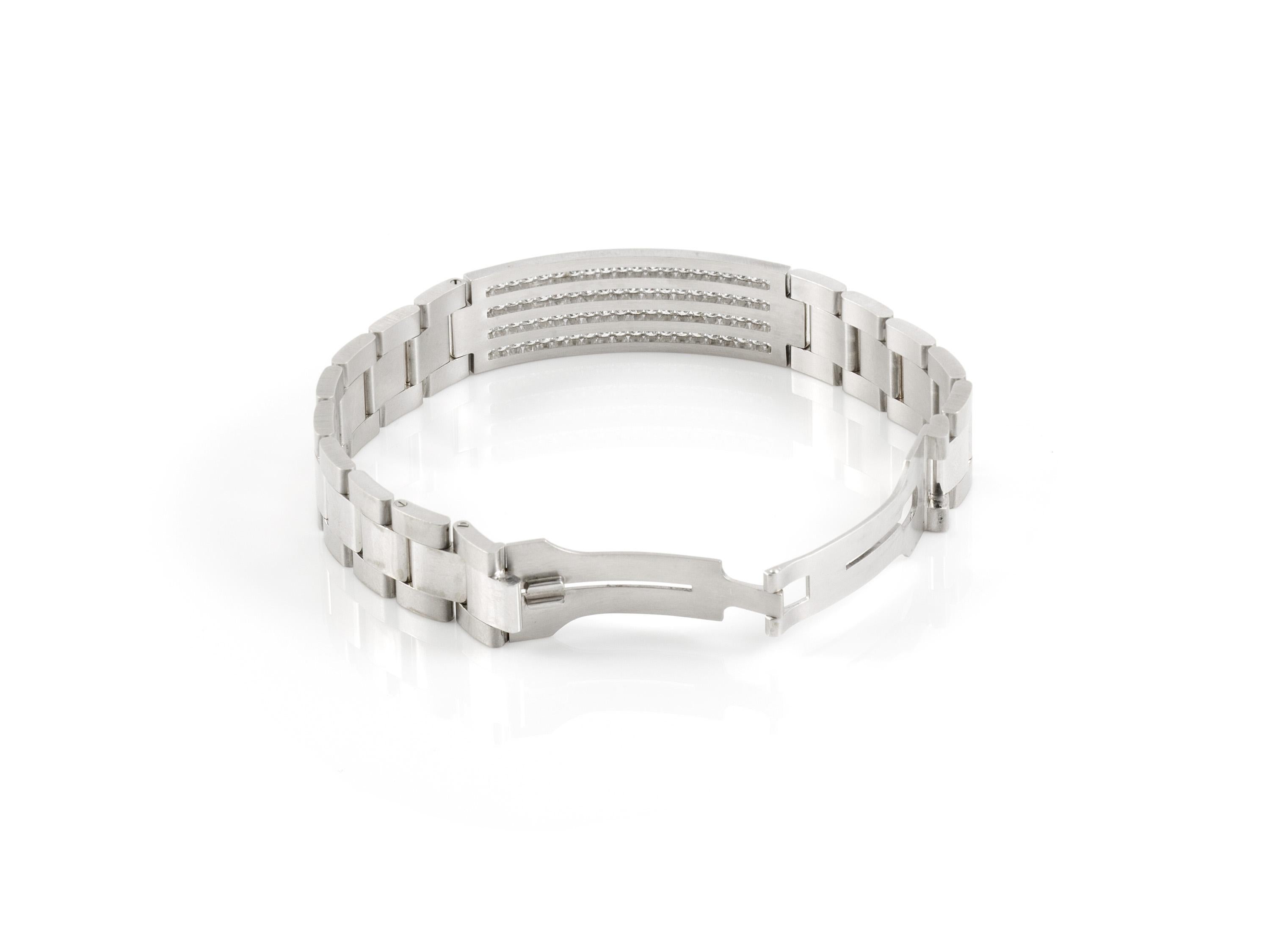 Round Cut White Gold Oyster Links Watch Band Bracelet with Diamonds For Sale