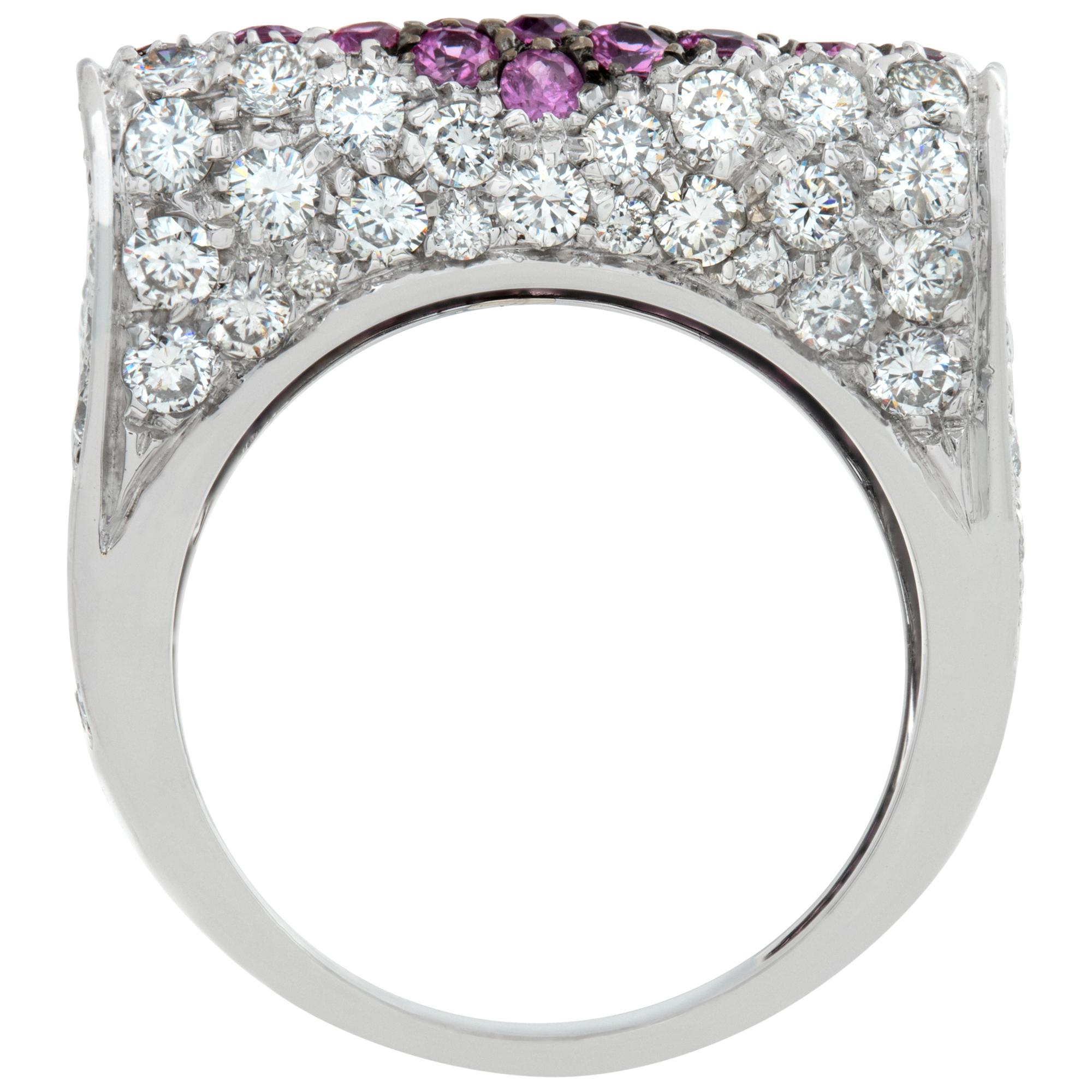 Women's White gold pave diamond and pink sapphire ring For Sale