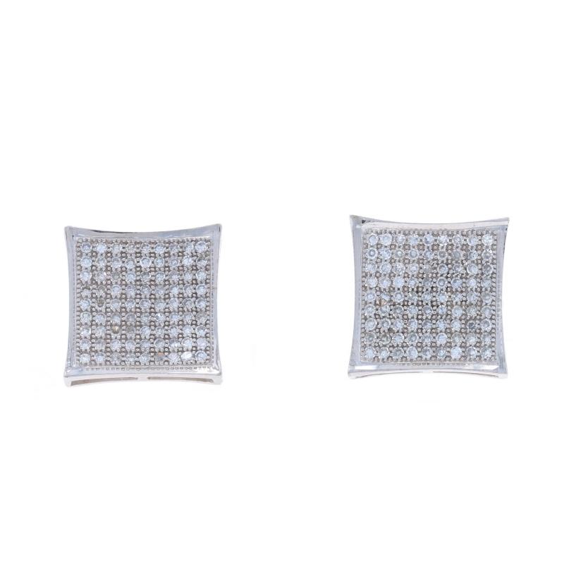 Contenu métallique : Or blanc 10k

Informations sur les pierres

Diamants naturels
Carat(s) : 1.00ctw
Coupe : Simple
Couleur : H - I
Clarté : SI1 - SI2

Total des carats : 1.00ctw

Style : Gros clou à grappes
Type de fermeture : Fermeture