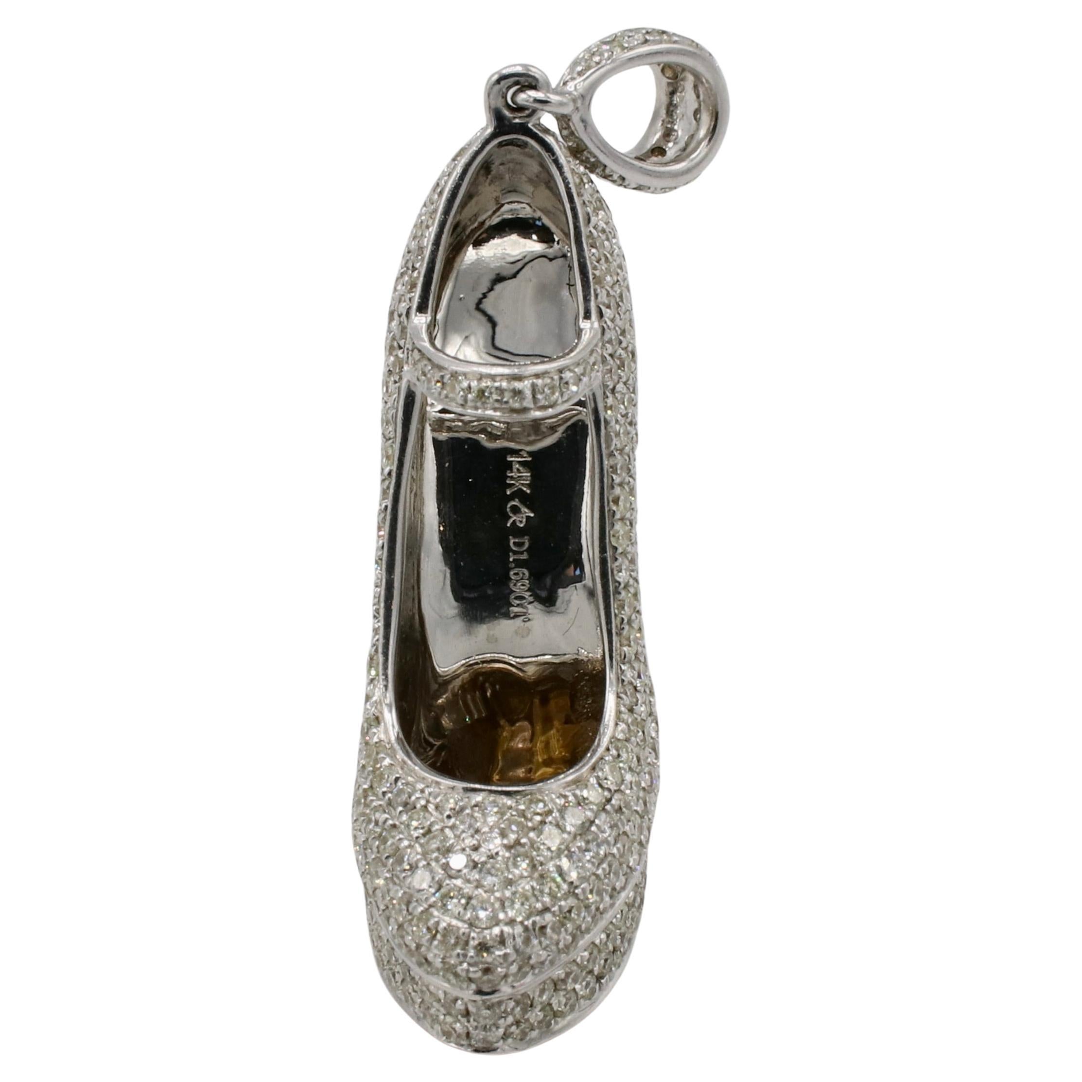 Modern White Gold Pavé Natural Diamond 1.69ct Red Bottom High Heal Shoe Charm Pendant For Sale