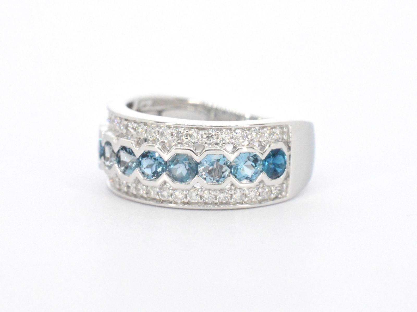 White Gold Pave Ring with Diamonds and Topaz For Sale 2