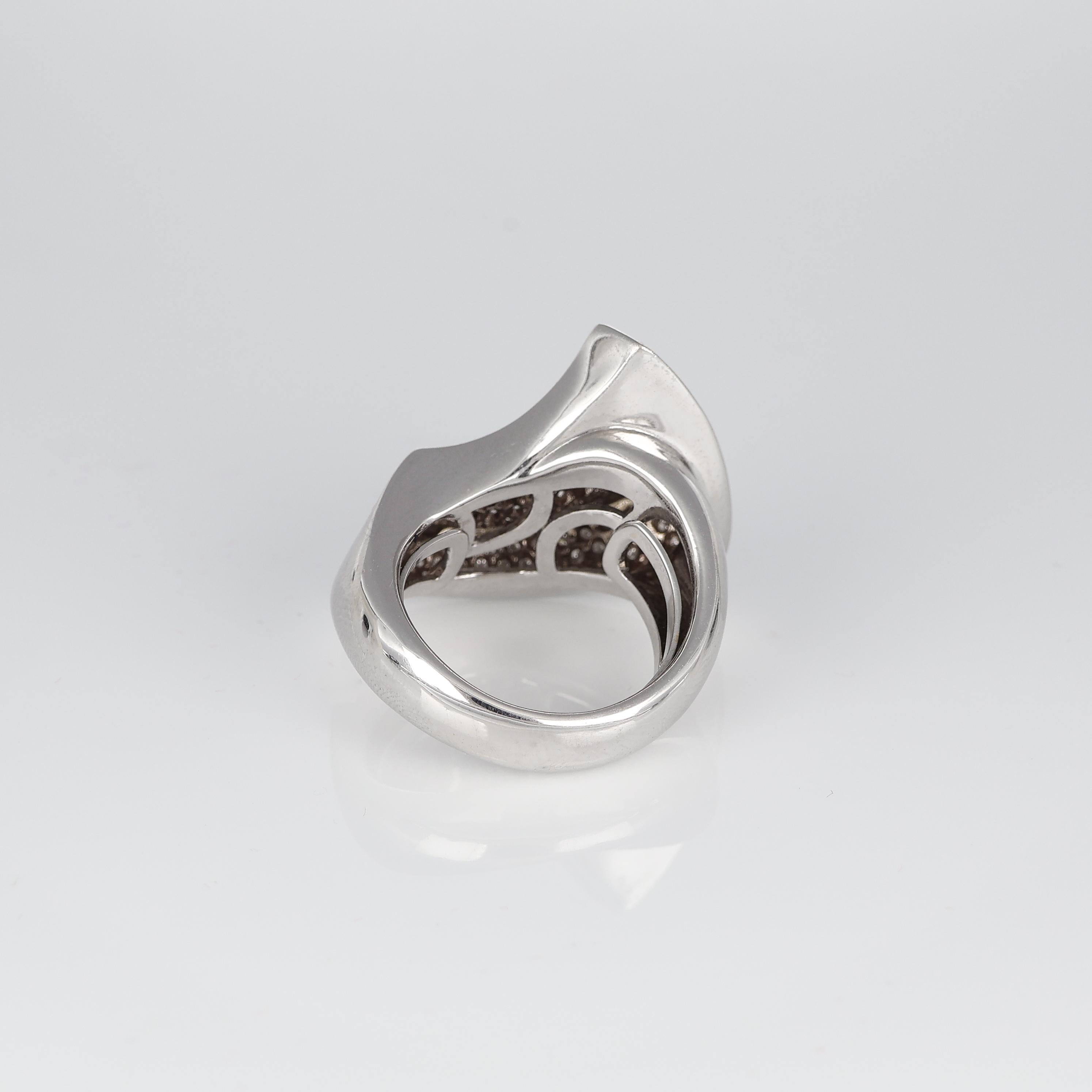 Women's or Men's White Gold Pavé Sail Band Ring with Diamonds For Sale