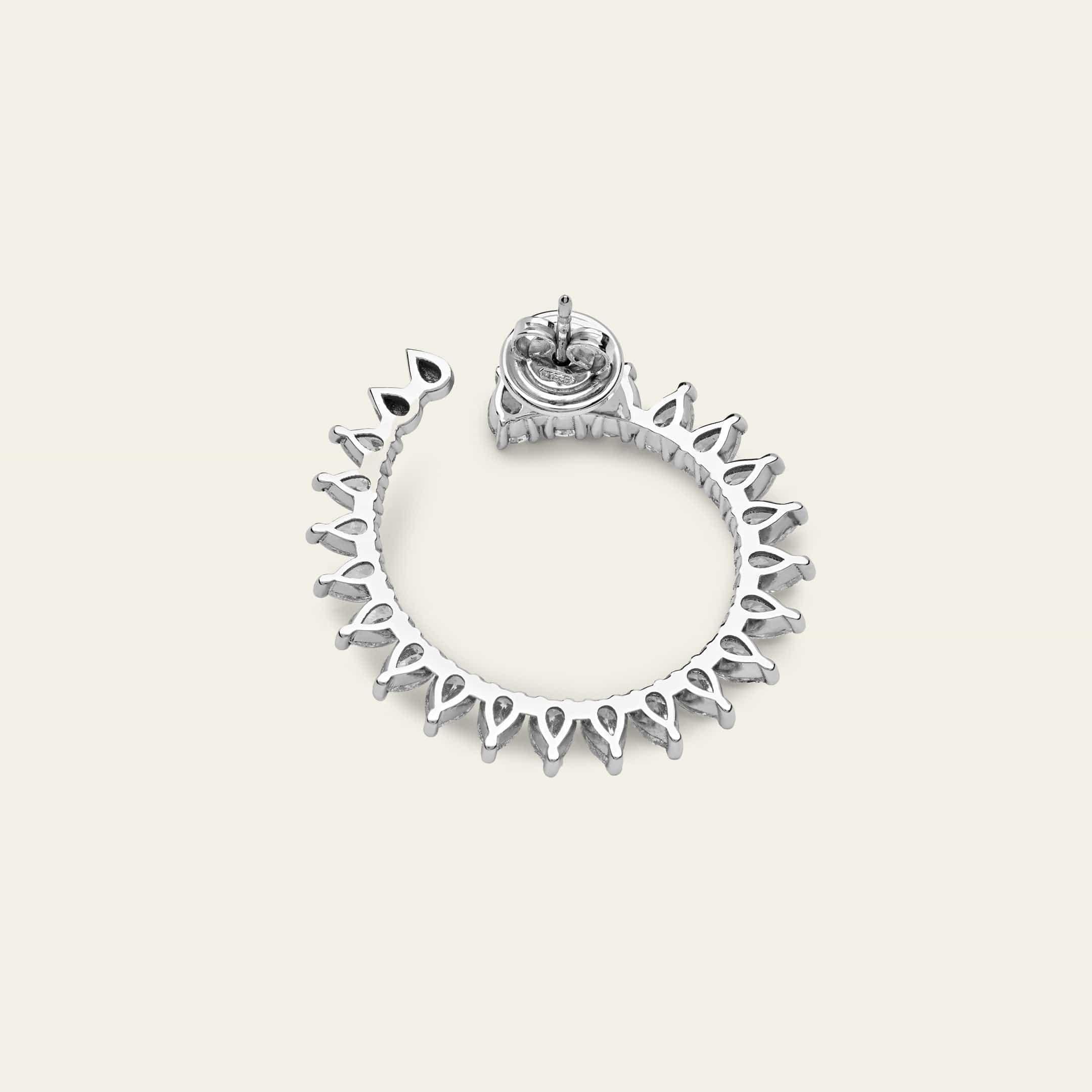 Pear Cut White Gold Pear Shape Diamond Circle Stud Earrings For Sale
