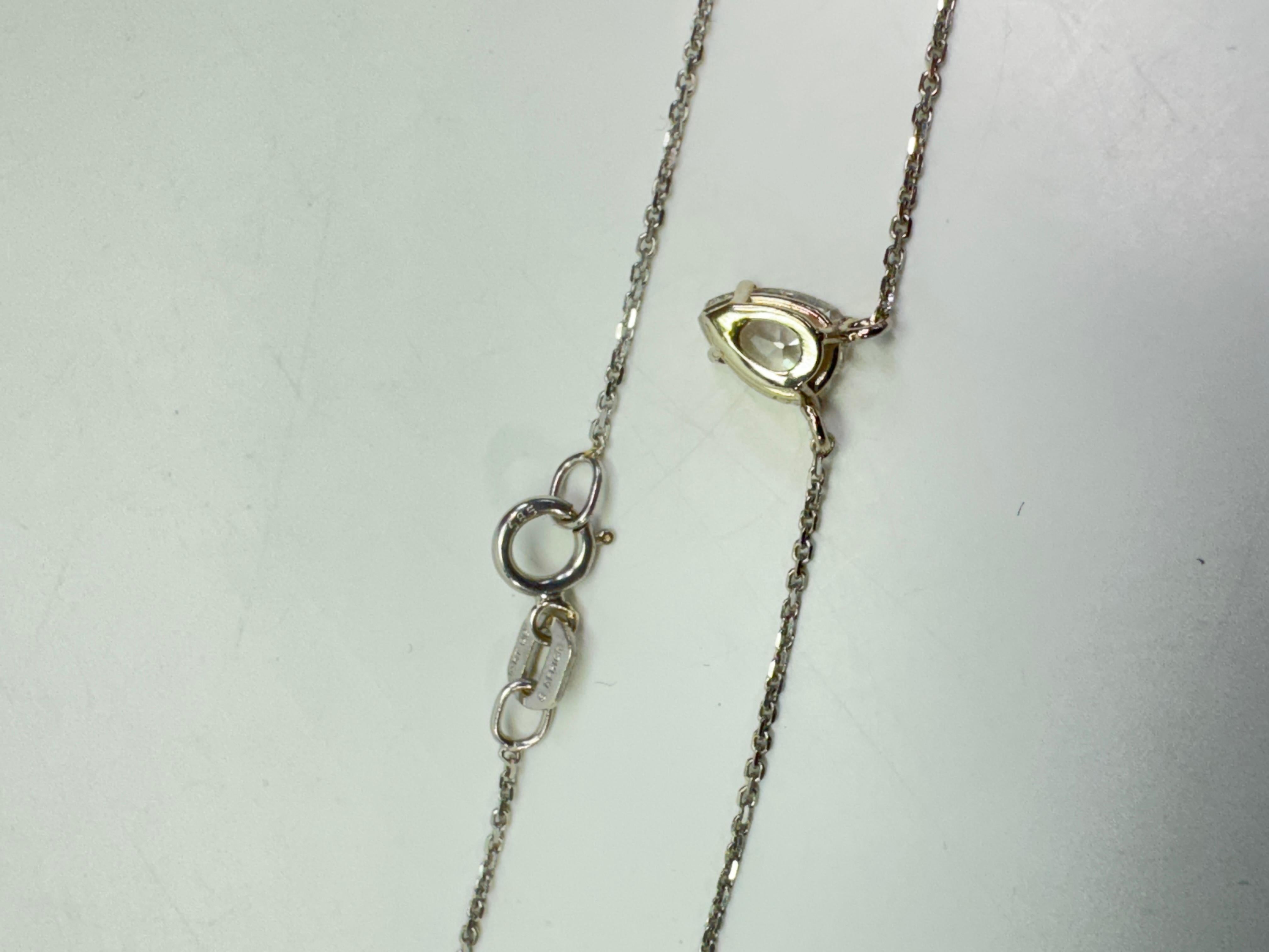 Collar Colgante Solitario de Diamantes en Forma de Pera de Oro Blanco, 0.38ct en venta 3