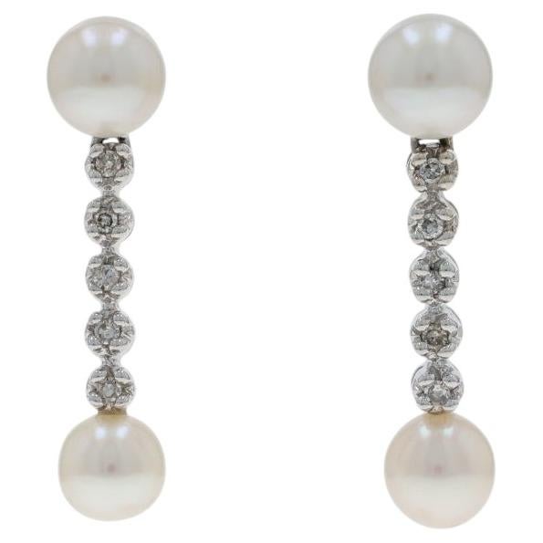Weißgold Perle Diamant-Baumel-Ohrringe - 14k .10ctw durchbohrt im Angebot