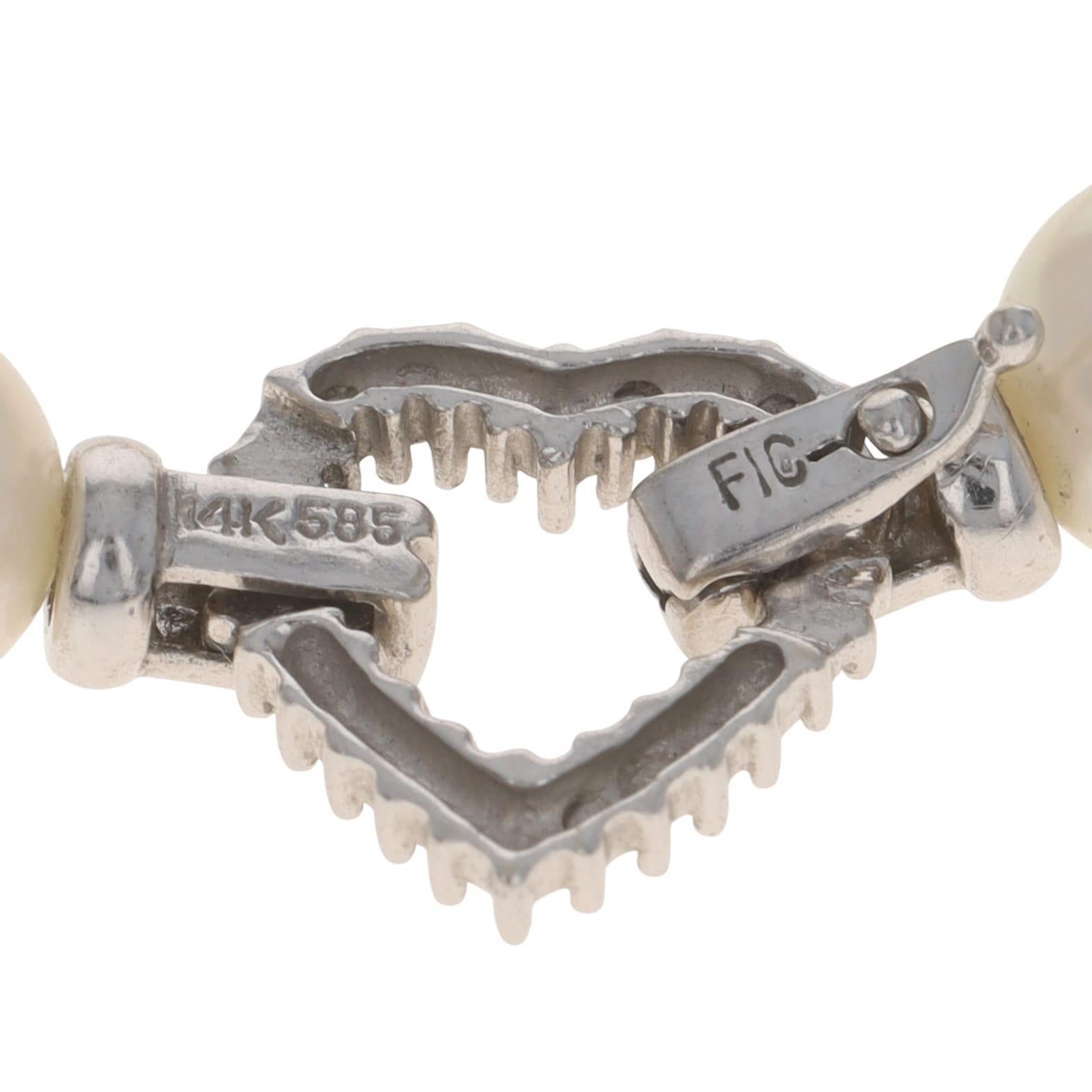 White Gold Pearl Heart Knotted Strand Bracelet 6 3/4