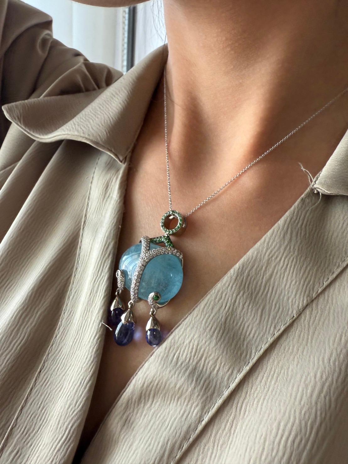 White Gold Pendant in 18K with Diamonds, Aquamarine, Tanzanites and Tsavorites For Sale 8