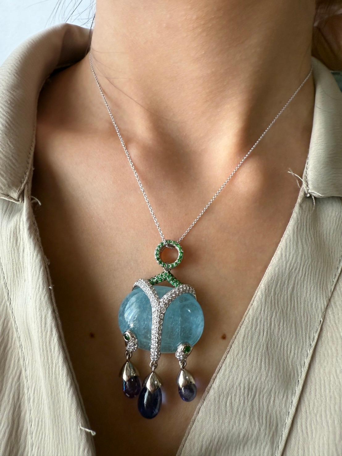 White Gold Pendant in 18K with Diamonds, Aquamarine, Tanzanites and Tsavorites For Sale 11