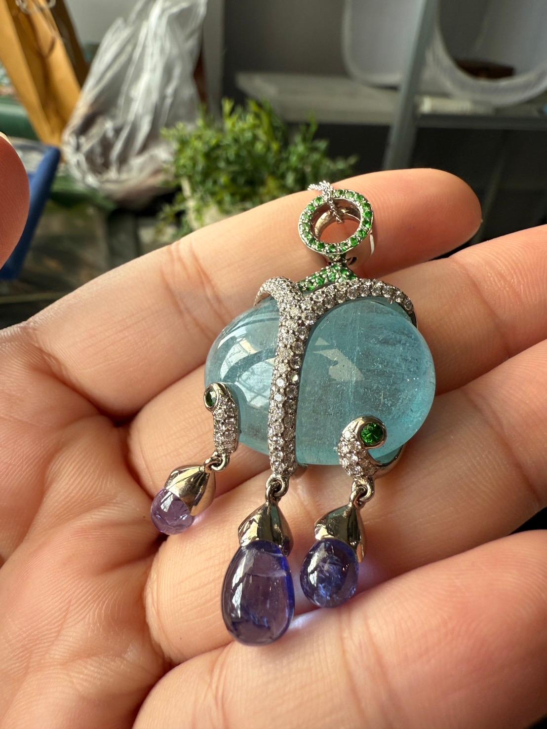 White Gold Pendant in 18K with Diamonds, Aquamarine, Tanzanites and Tsavorites For Sale 3