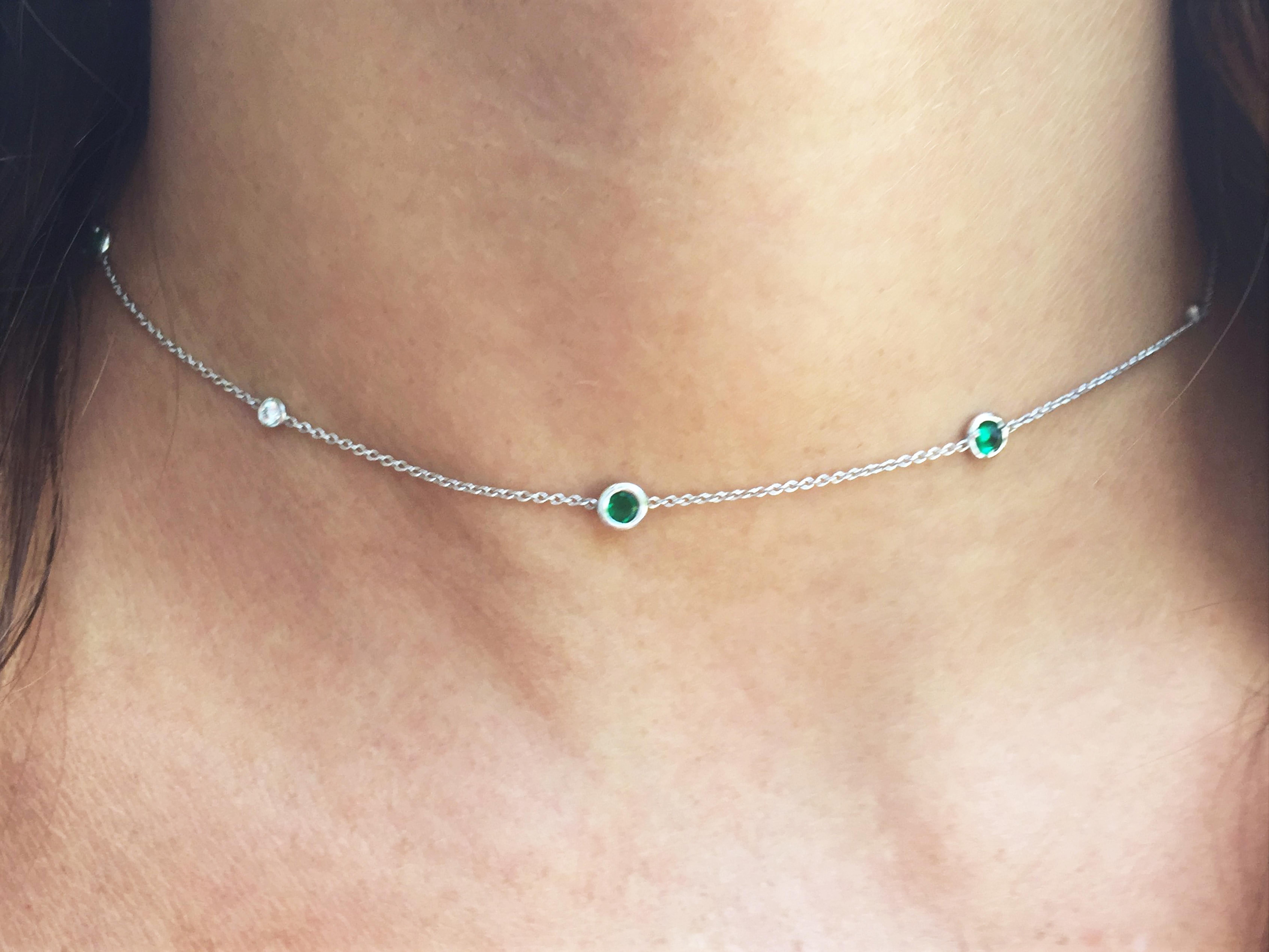 Contemporary White Gold Pendant Necklace with Five-Bezel Set Emerald and Diamond