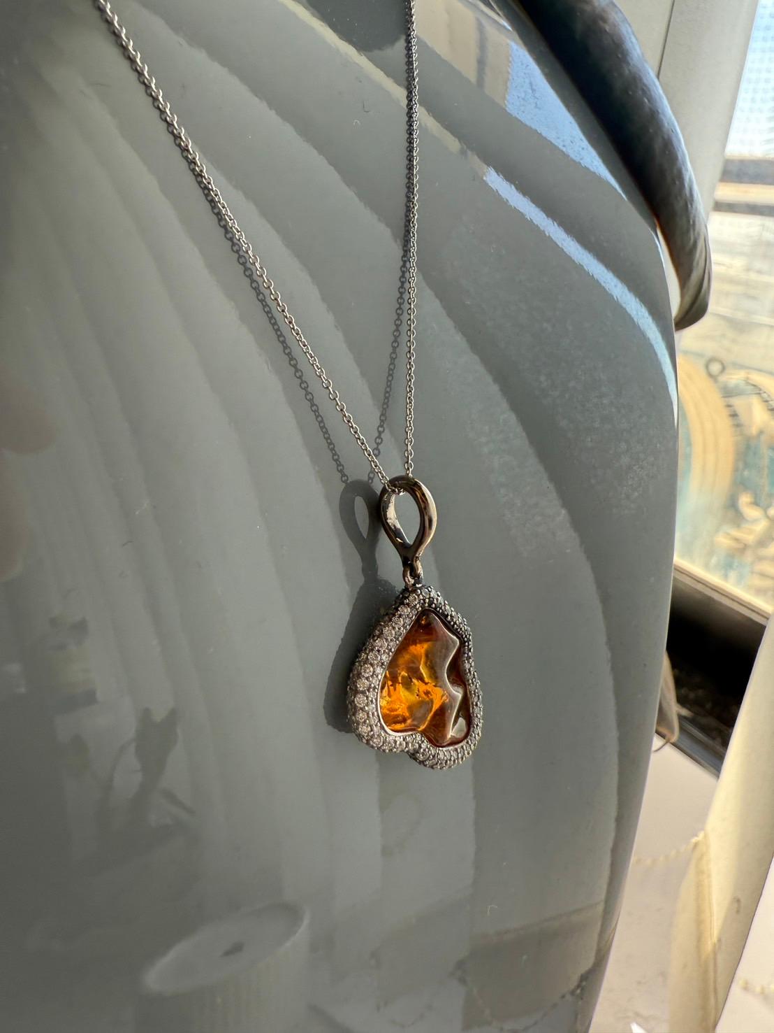 White Gold Pendant with Uncut Natural Orange Garnet and White DIamonds For Sale 3