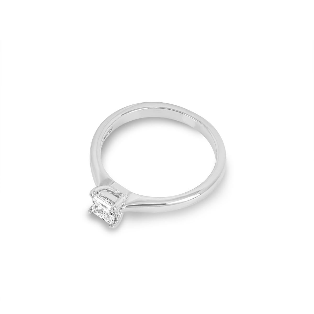 White Gold Princess Cut Diamond Ring 0.30ct H/VS1 In Excellent Condition For Sale In London, GB